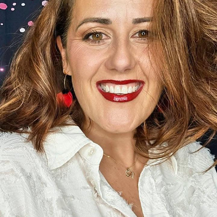 Boucles d’oreilles MARIELLE pétales rouges et cœurs cristal noirs - Créations Uniques - Créations Uniques