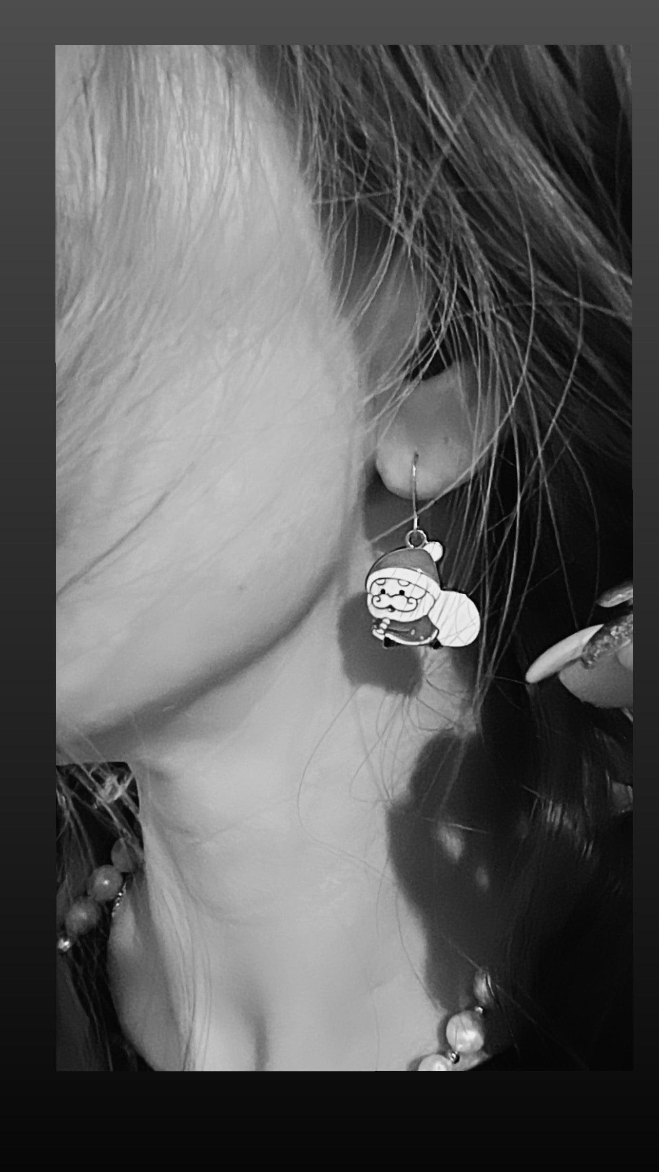 Boucles d’oreilles Père Noël rouge et blanc - Créations Uniques - Créations Uniques