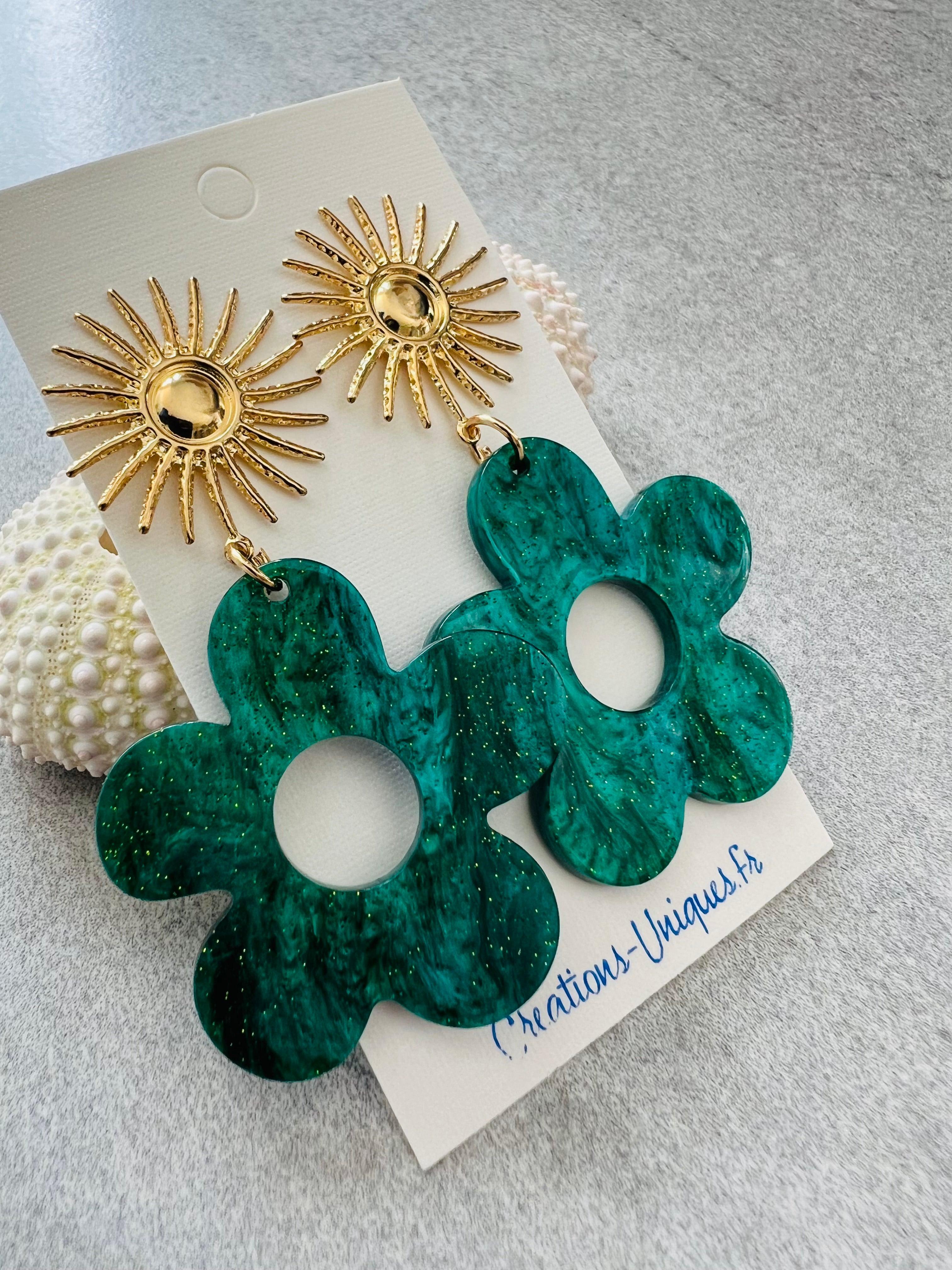 Boucles d’oreilles fleurs résine ROMY - Créations Uniques