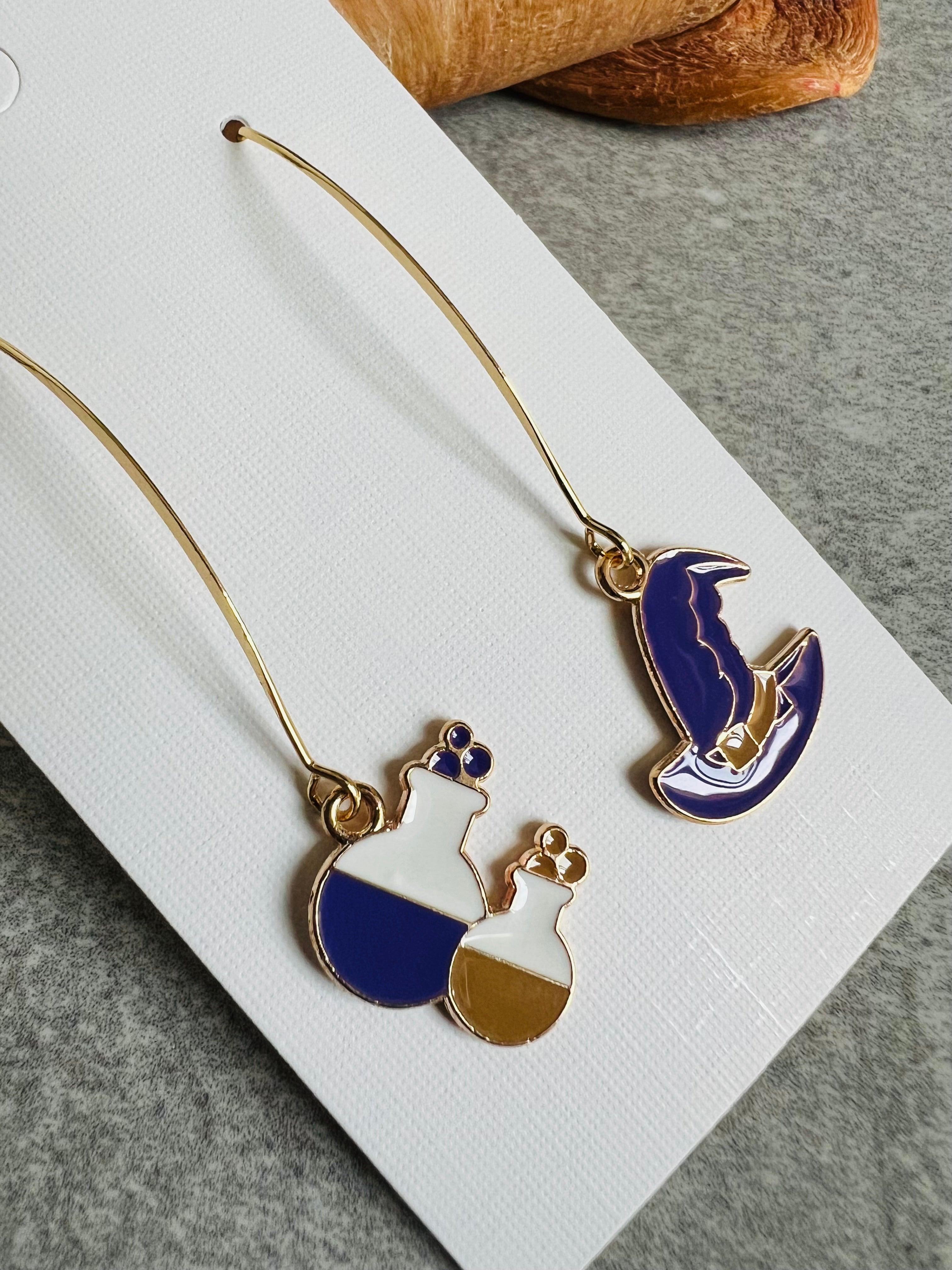 Boucles d’oreilles HALLOWEEN asymétriques violet - Créations Uniques - Créations Uniques