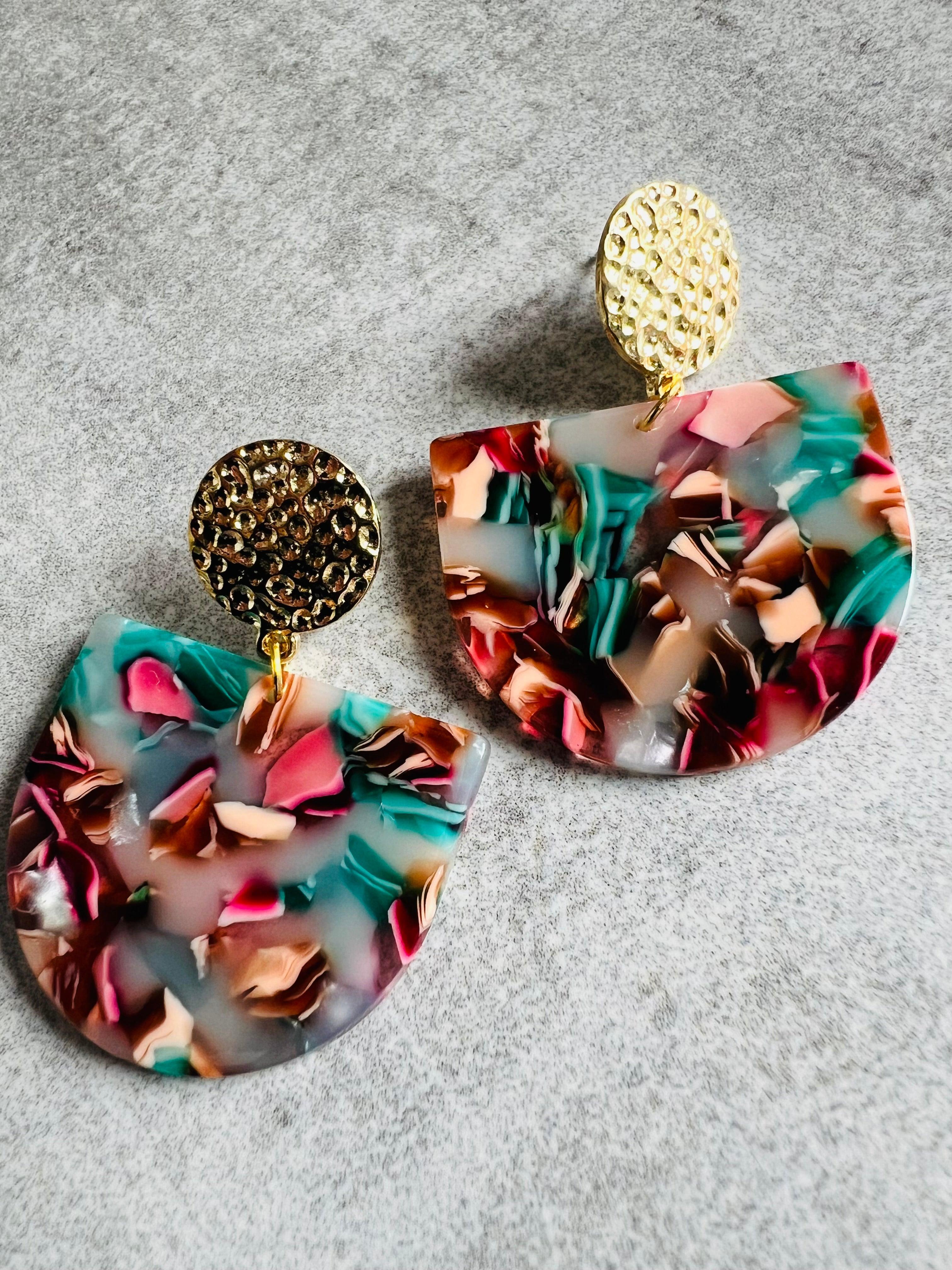 Boucles d’oreilles ANNE-CELINE résine rose bleue - Créations Uniques - Créations Uniques