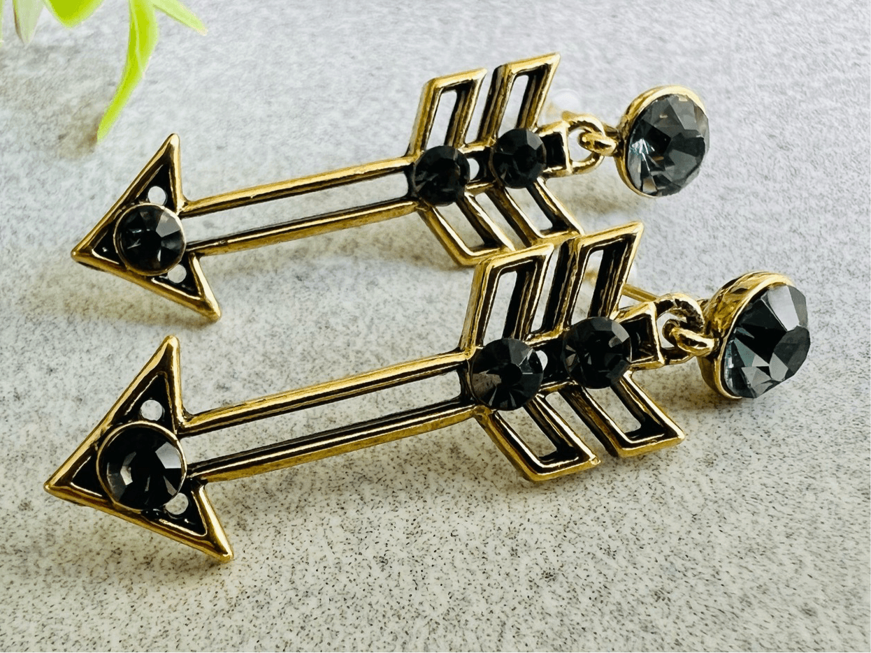 Boucles d’oreilles MARIE-JOSÉE flèches dorées brillantes - Créations Uniques