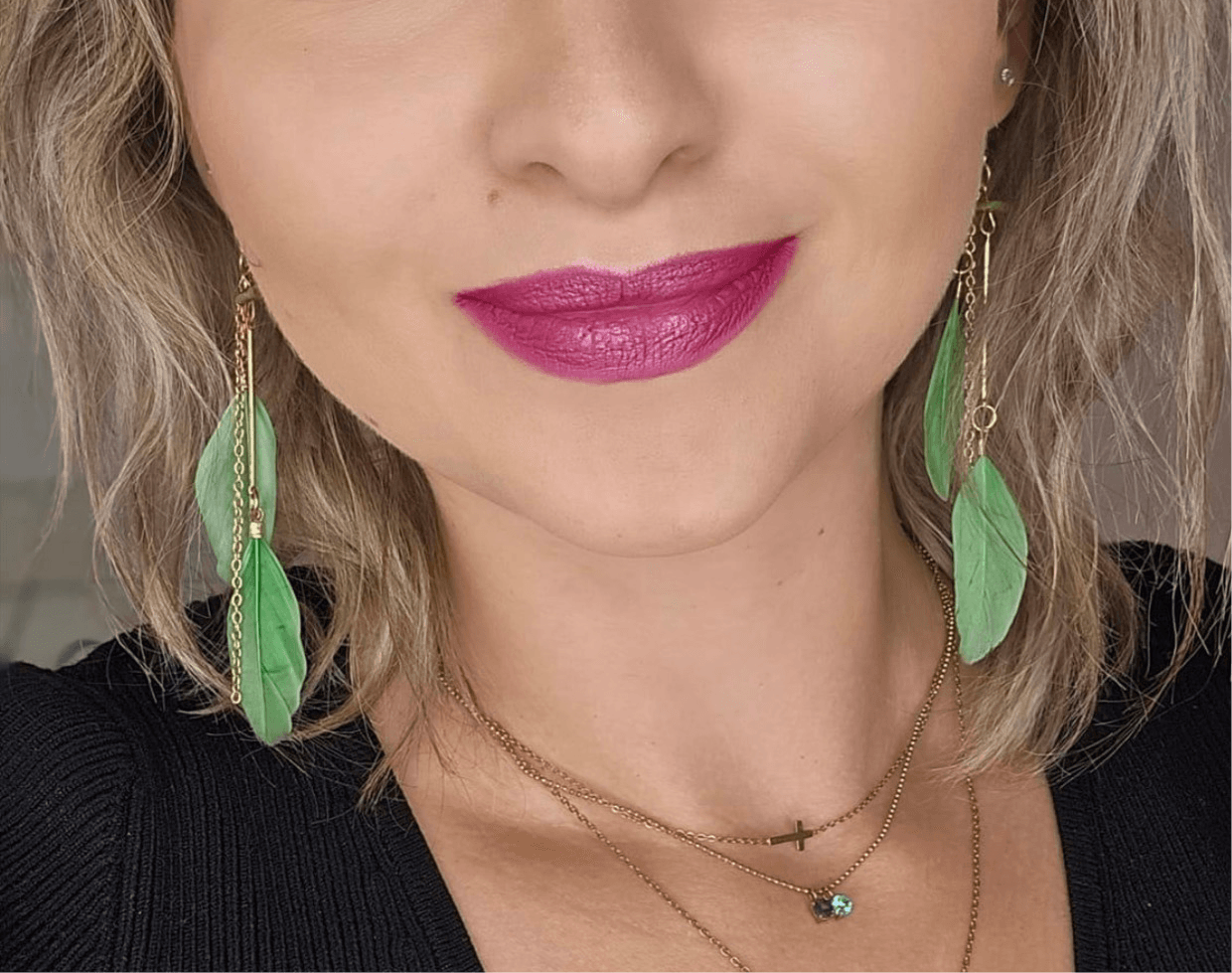 Boucles d’oreilles ANAÏS longues plumes vertes - Créations Uniques - Créations Uniques