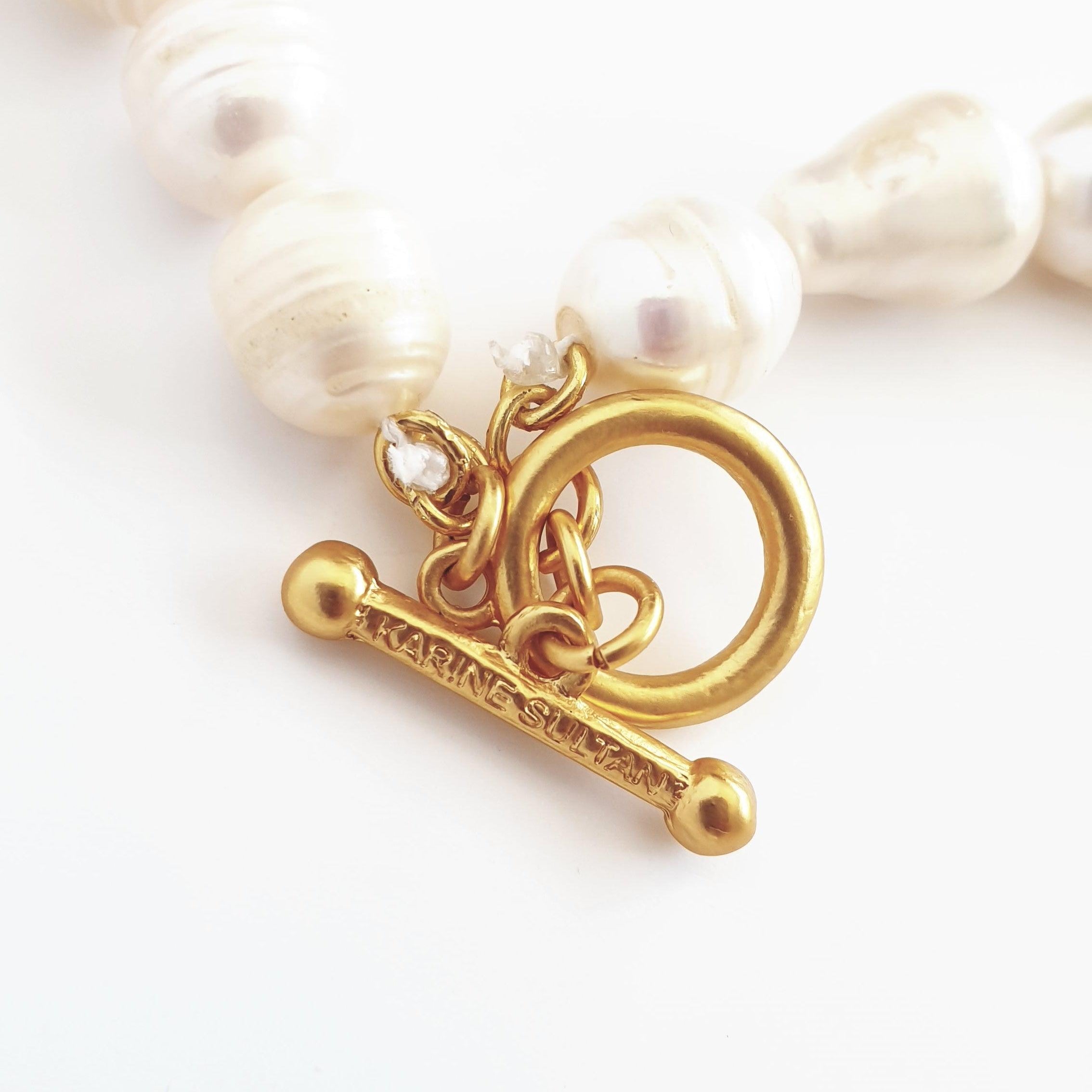 N74611 Collier perles et pendentif cœur - Karine Sultan - Créations Uniques