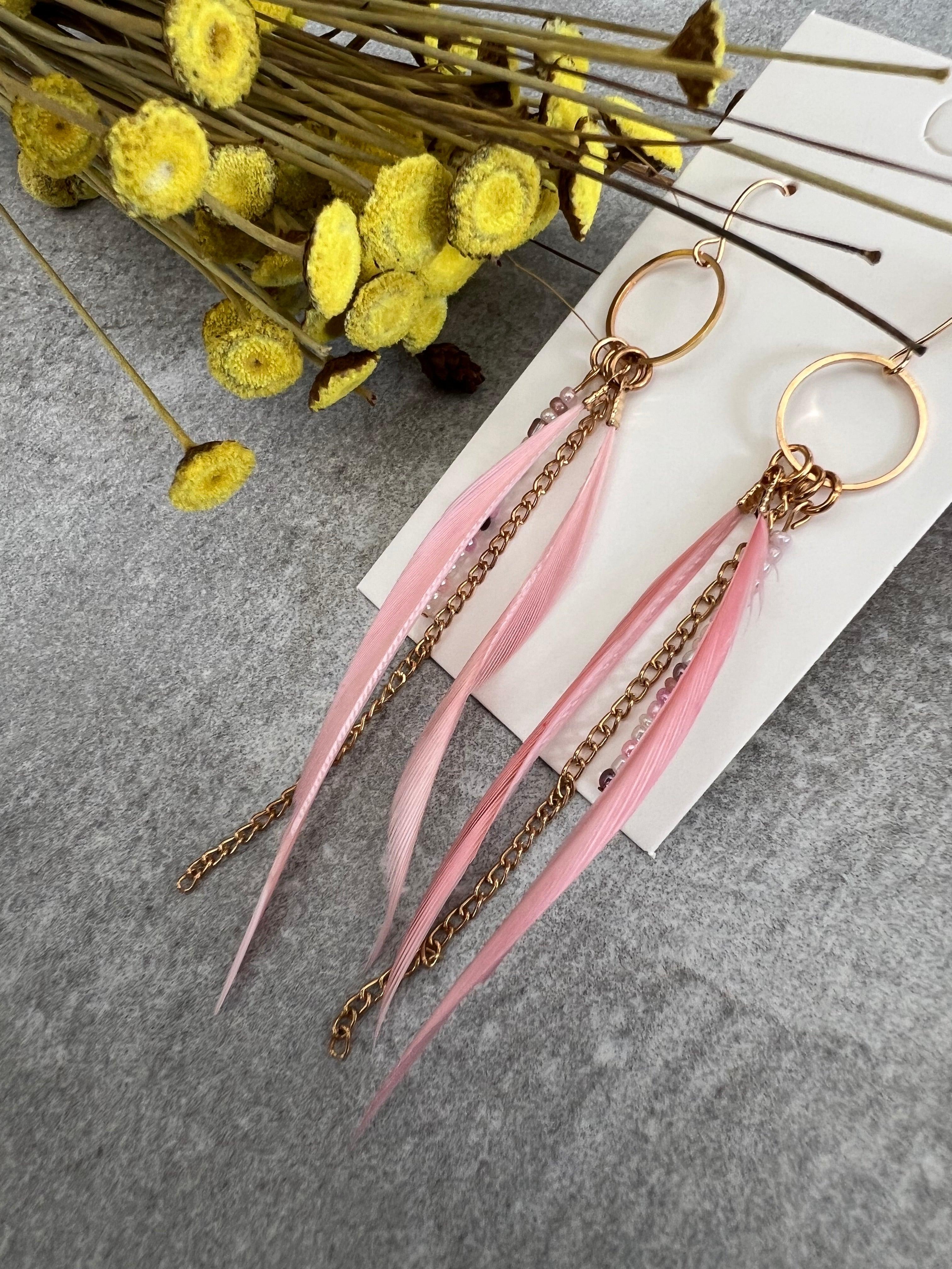 Boucles d’oreilles TANNYA fines plumes rose clair - Créations Uniques