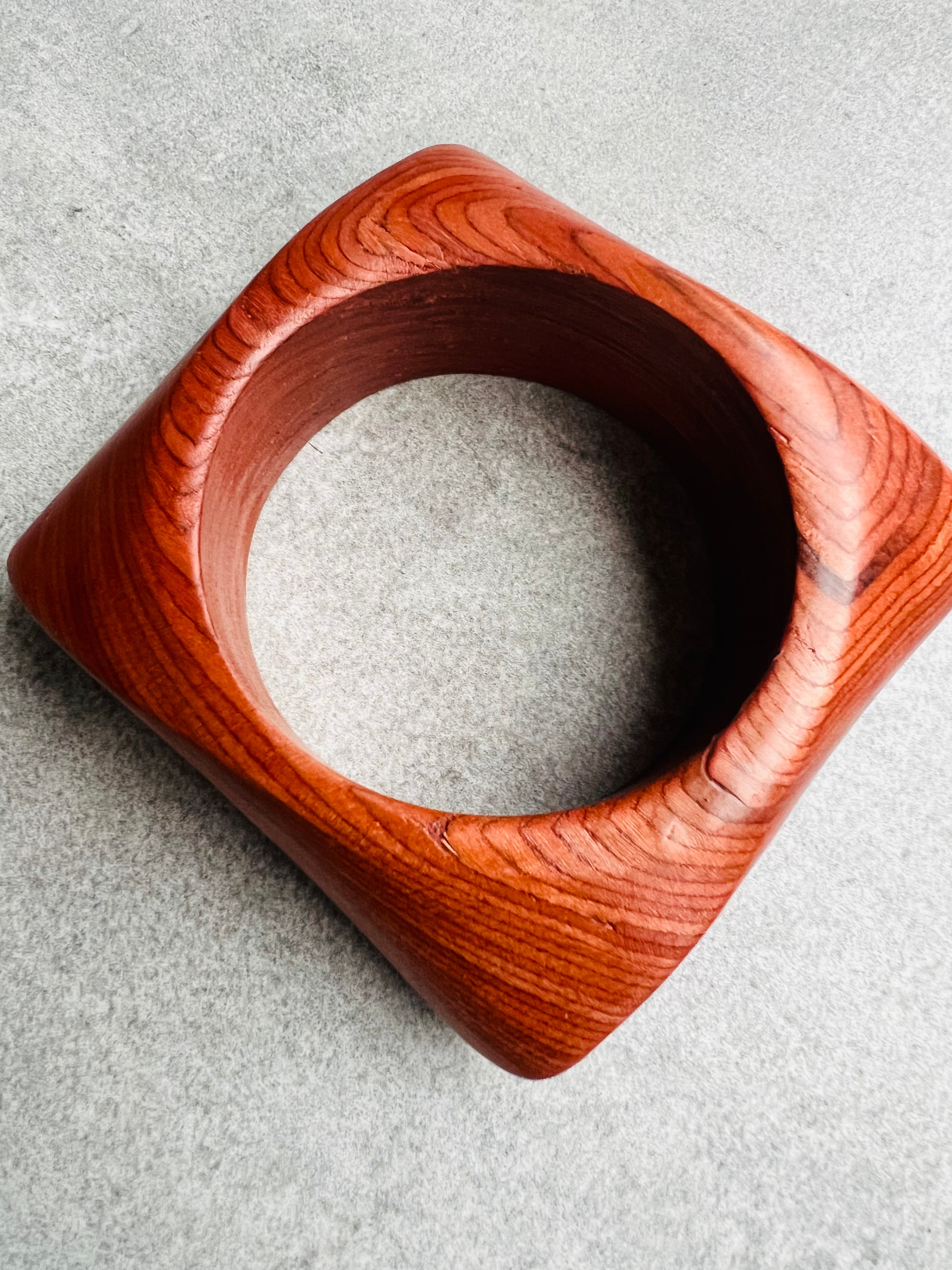 Bracelet FERGIE bois - Créations Uniques