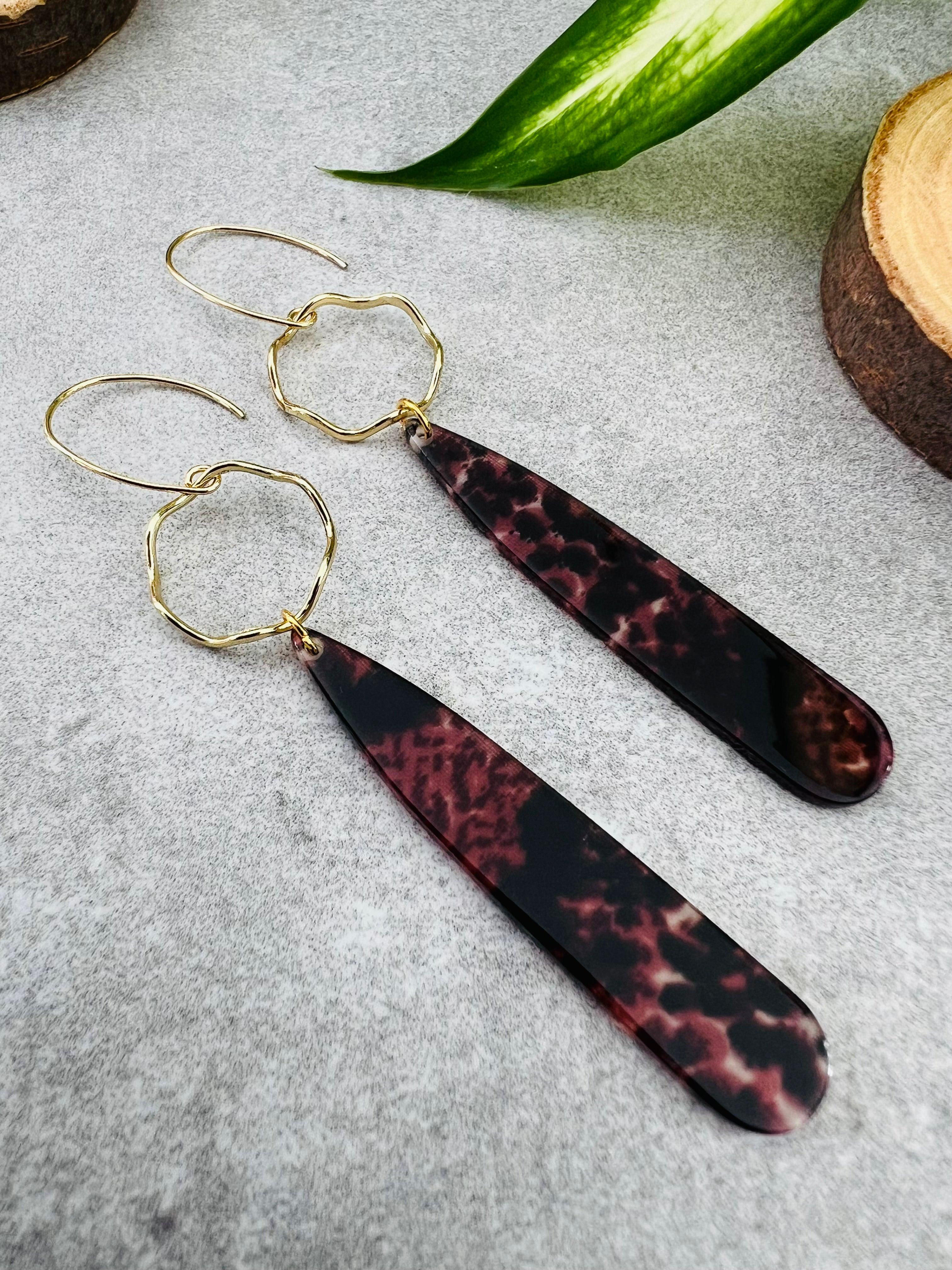 Boucles d’oreilles NATALEE longues gouttes résine - Créations Uniques - Créations Uniques