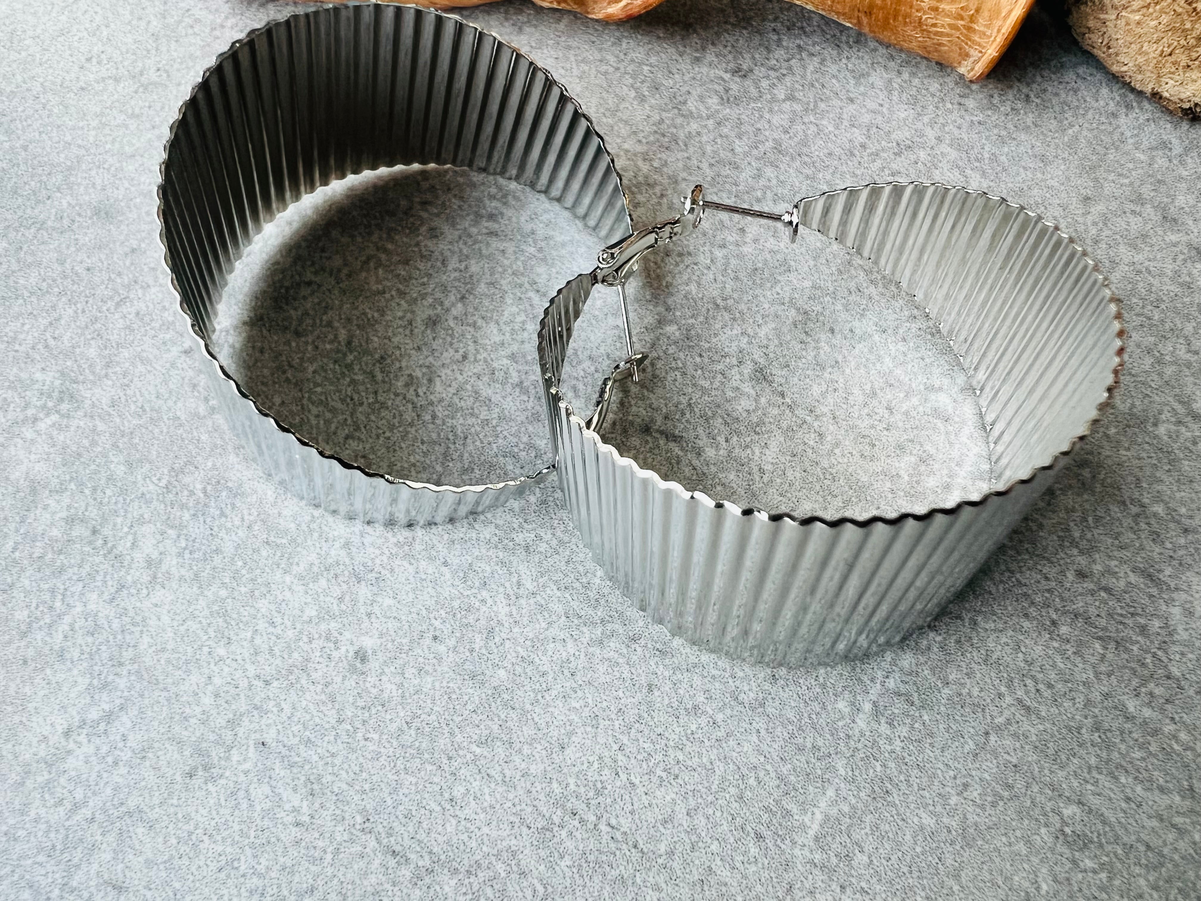 Boucles d’oreilles DAURINE créoles argentées larges - Créations Uniques