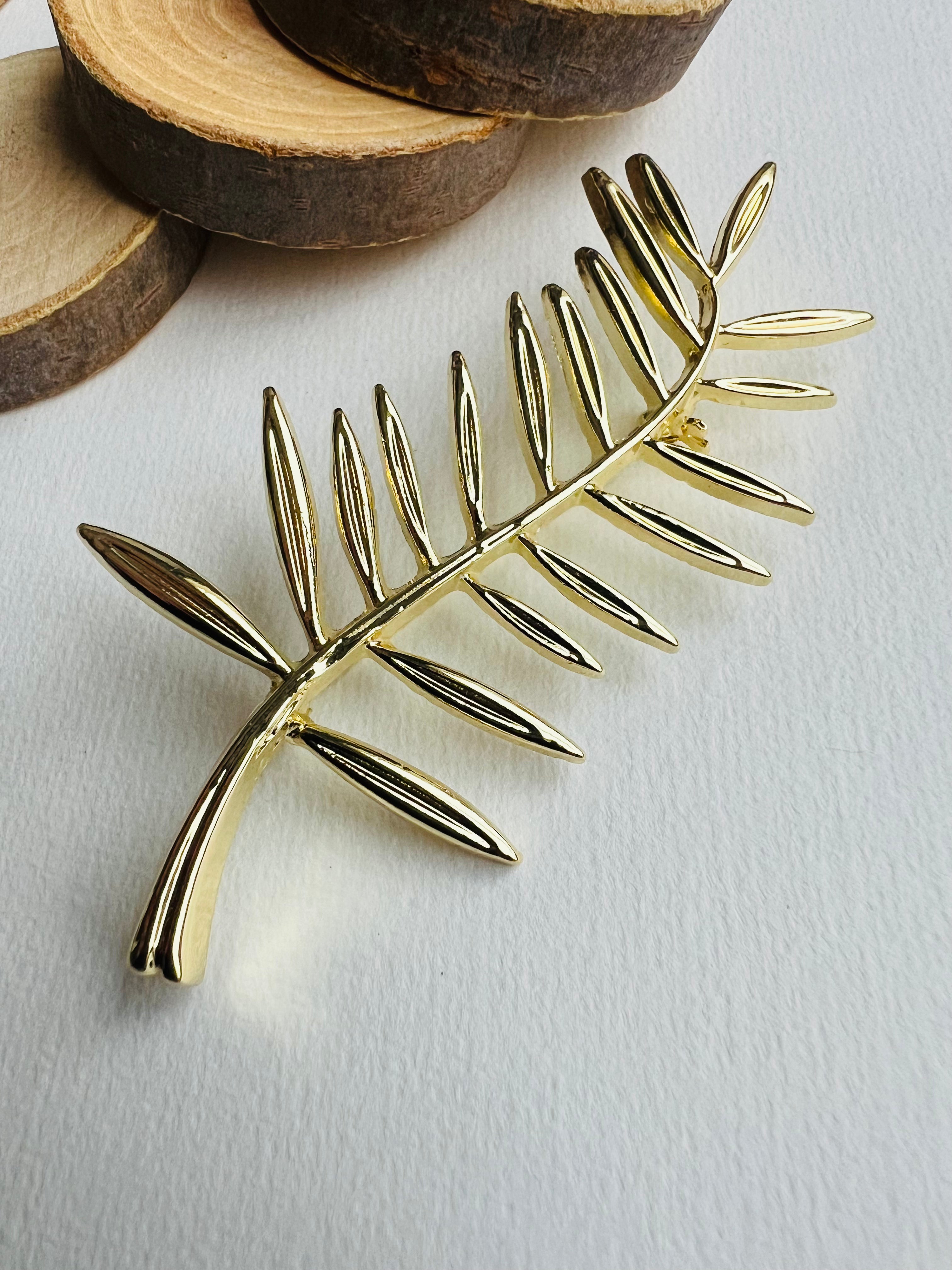 Broche chic CANDELARIA grande feuille dorée - Créations Uniques