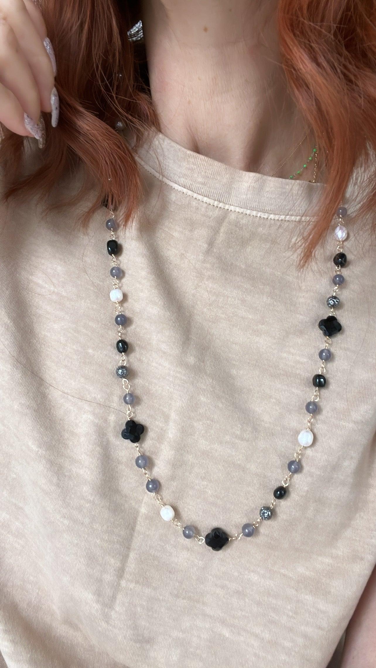 Collier VERA perles noires et grises - Créations Uniques