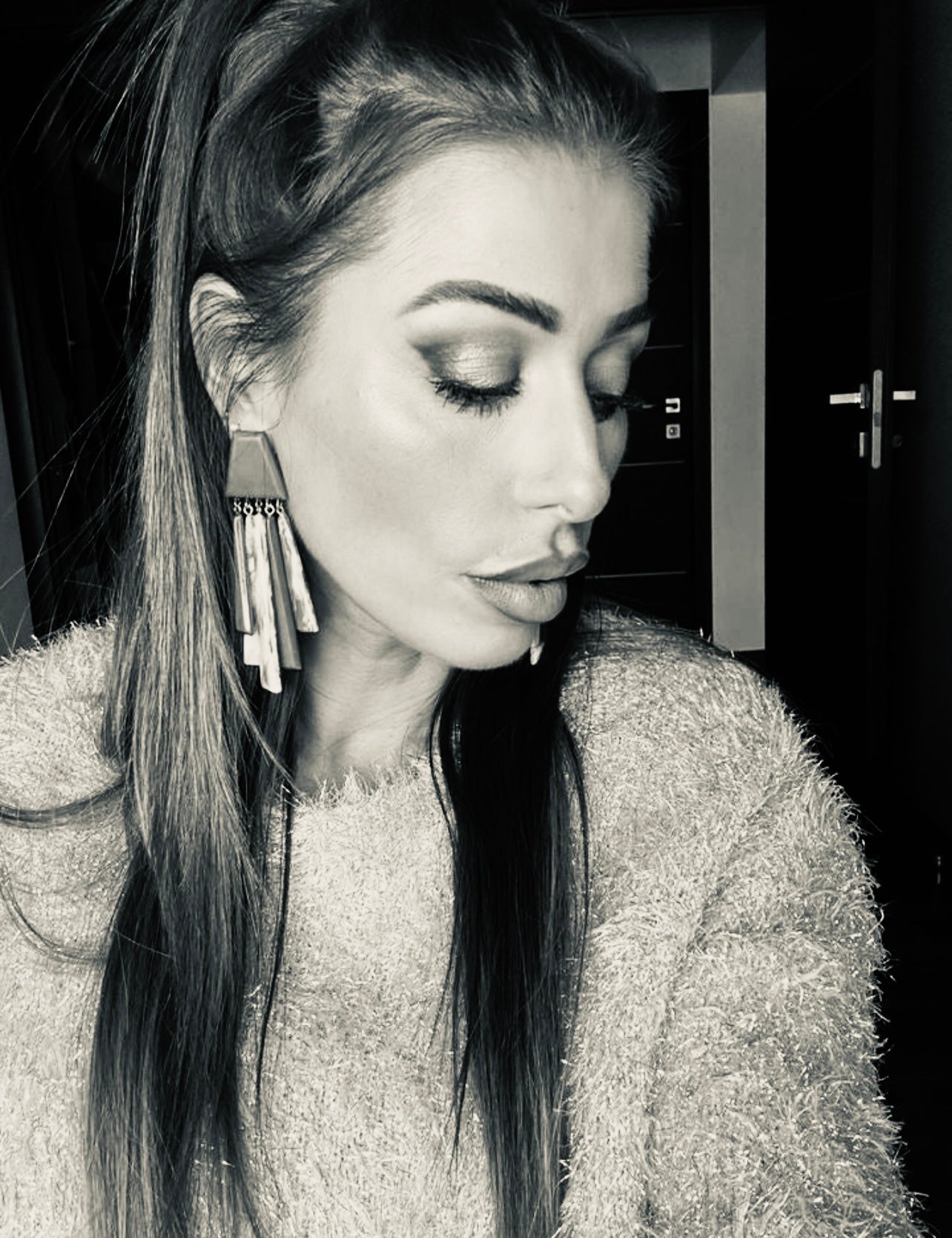 Boucles d’oreilles KATHLEEN grande modèle rose résine - Créations Uniques