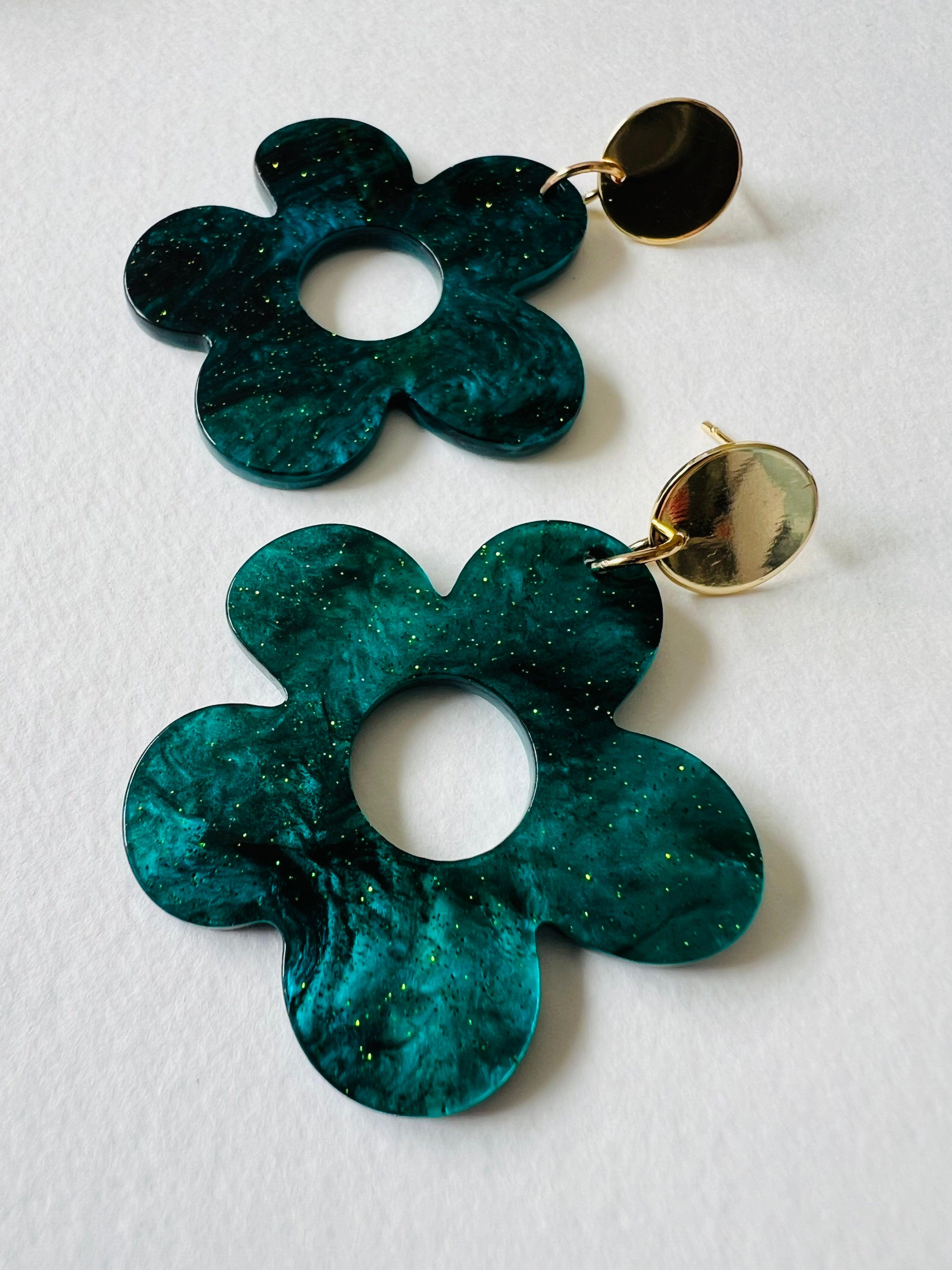 Boucles d’oreilles ROMY fleurs résine - Créations Uniques - Créations Uniques