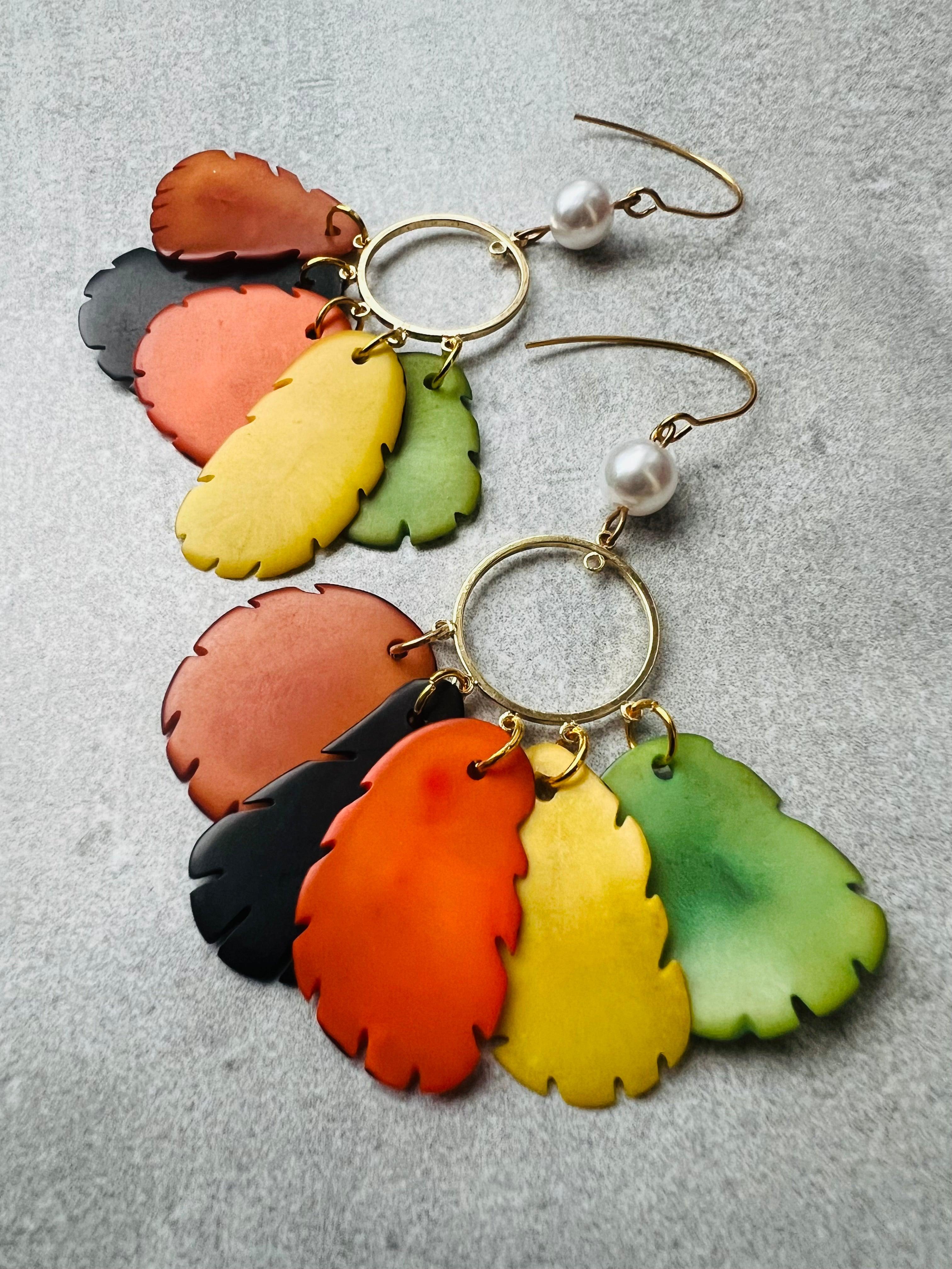 Boucles d’oreilles SANDRINE tagua couleurs d’automne - Créations Uniques - Créations Uniques
