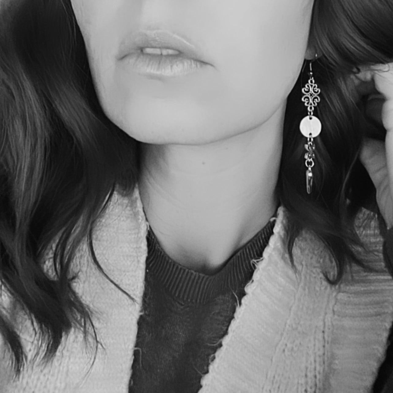 Boucles d’oreilles HELIANE style bohème rouge - Créations Uniques - Créations Uniques