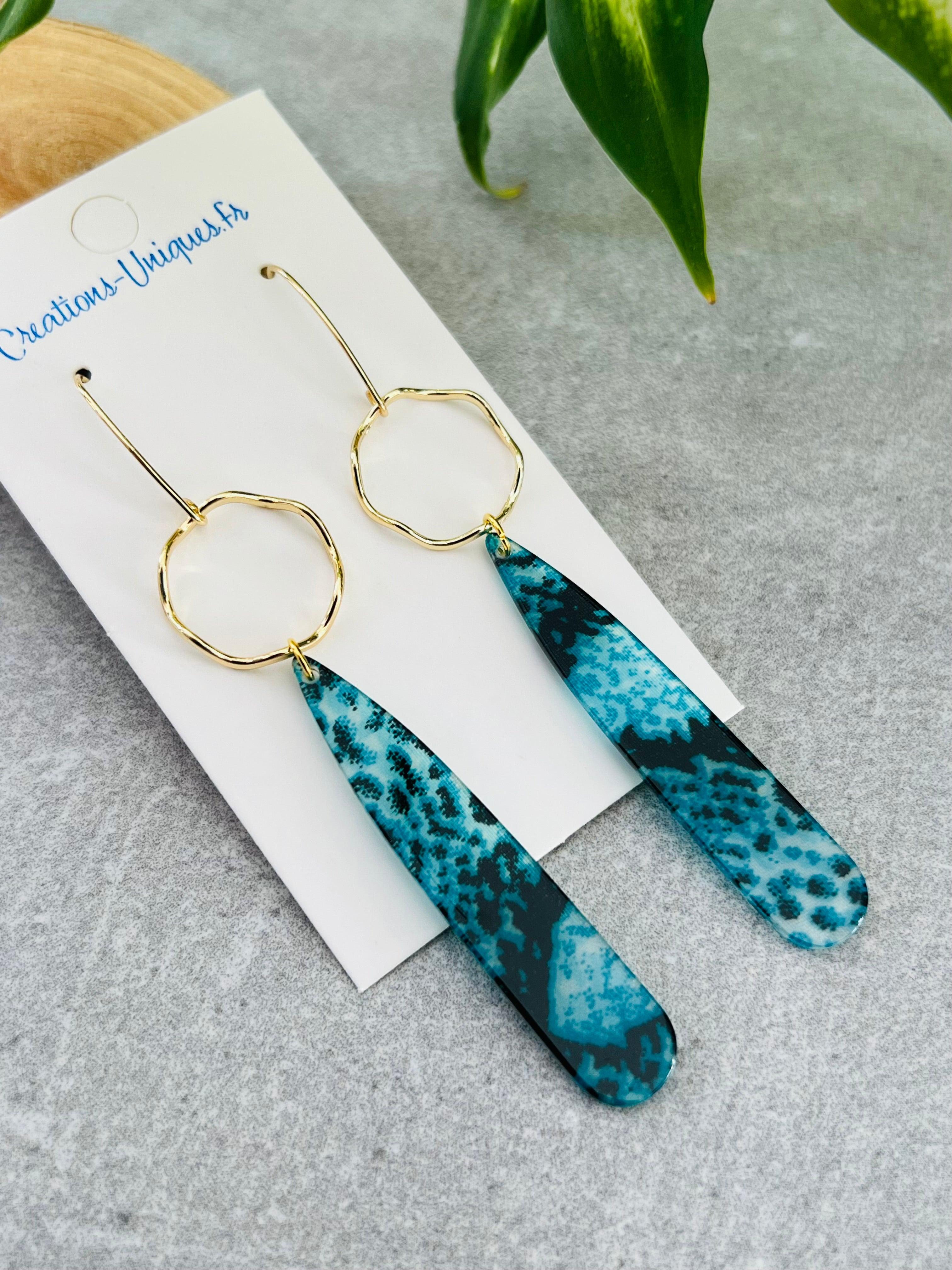Boucles d’oreilles NATALEE longues gouttes résine bleu turquoise motif python - Créations Uniques - Créations Uniques