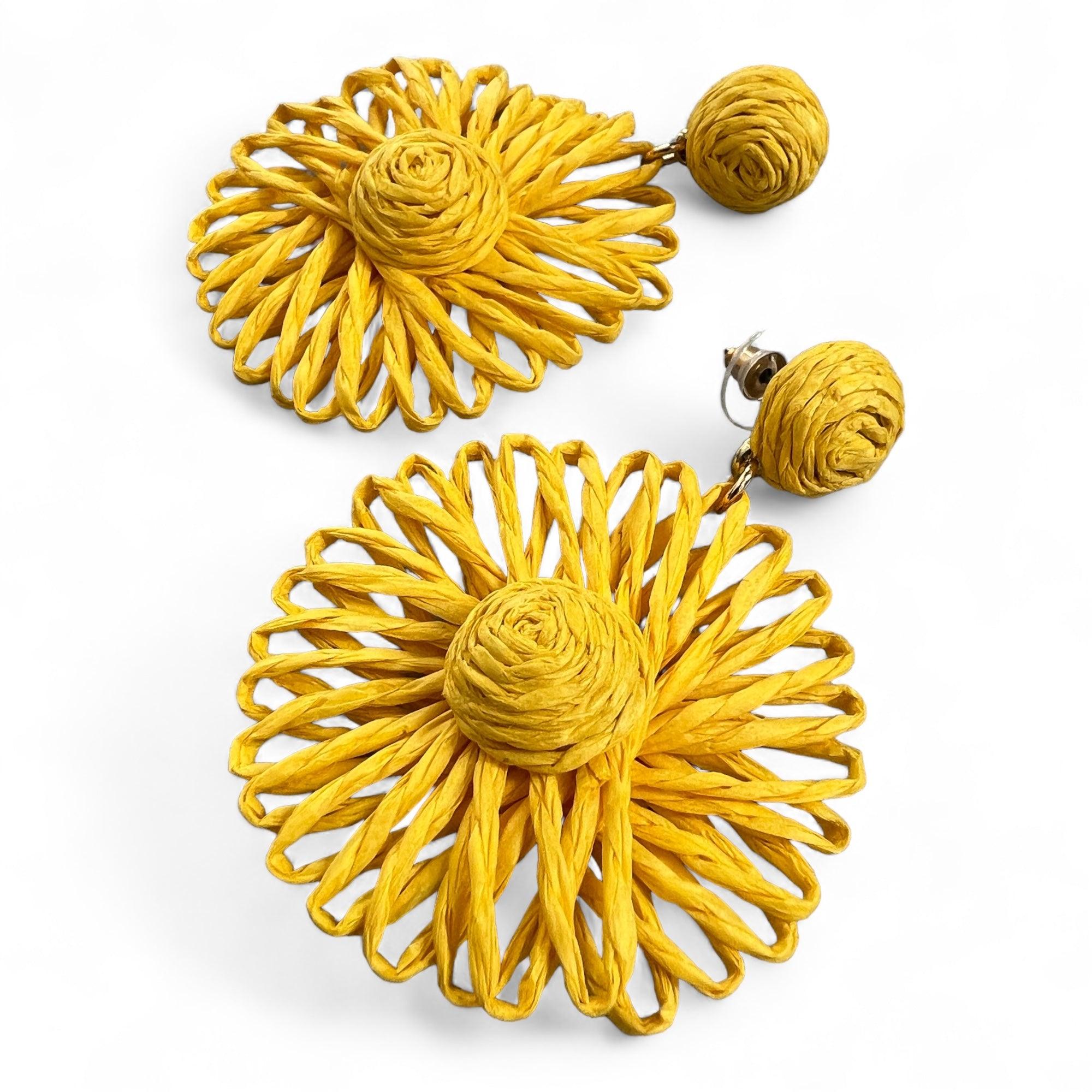 Boucles d’oreilles MARGAUX fleurs jaunes raphia - Créations Uniques