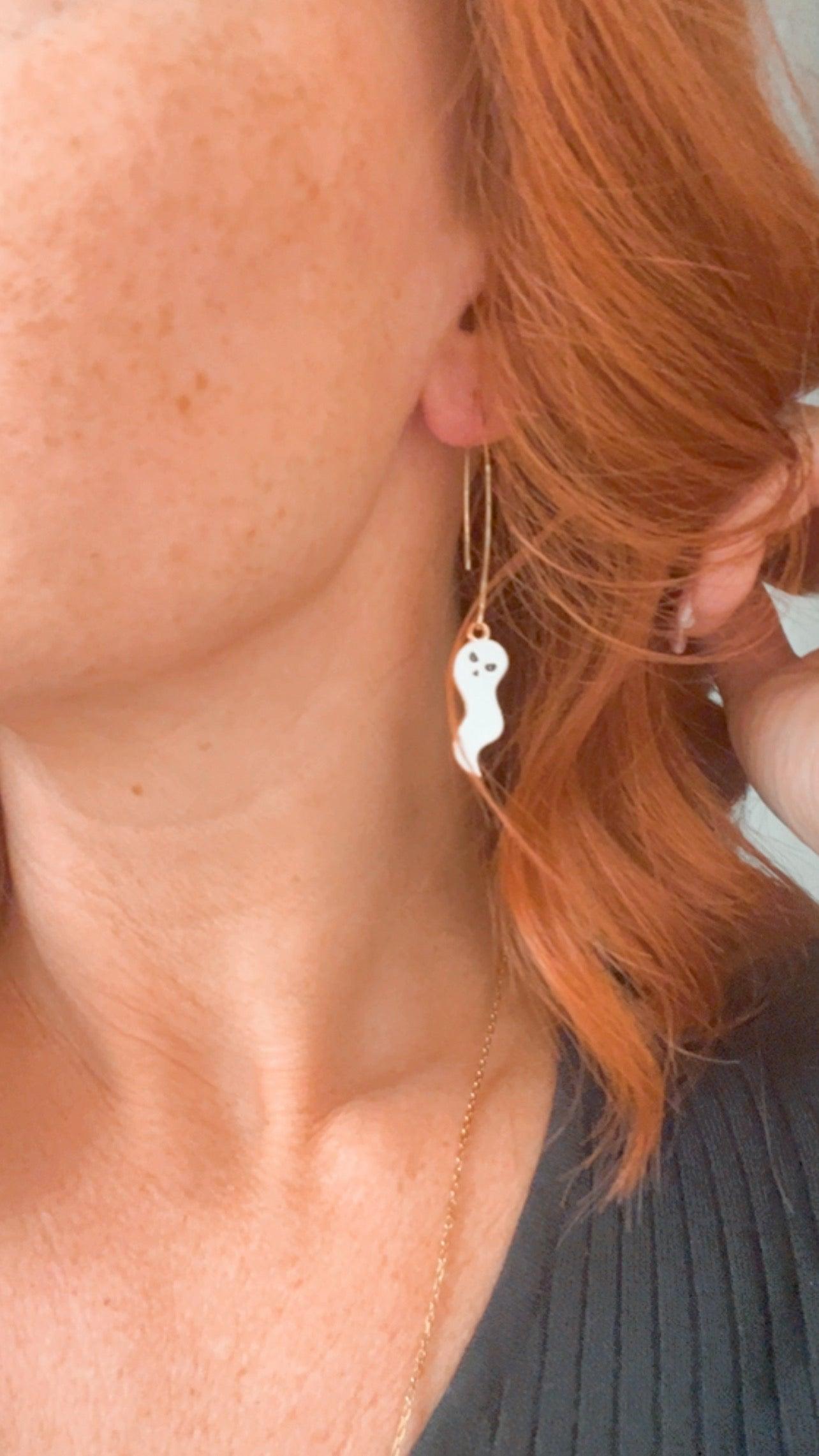 Boucles d’oreilles HALLOWEEN asymétriques black and White - Créations Uniques - Créations Uniques