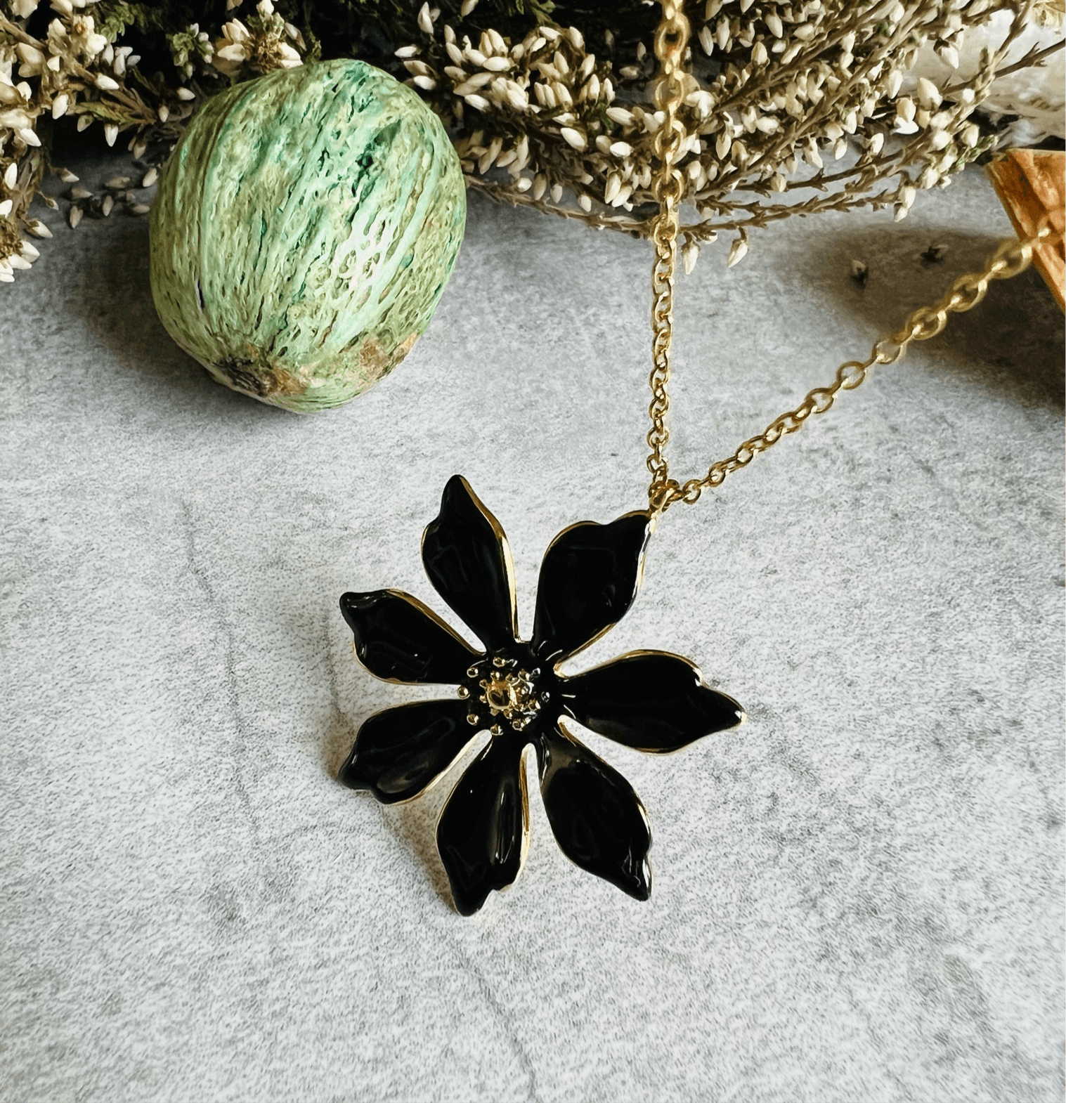 Collier FLORENCE fleur noire - Créations Uniques