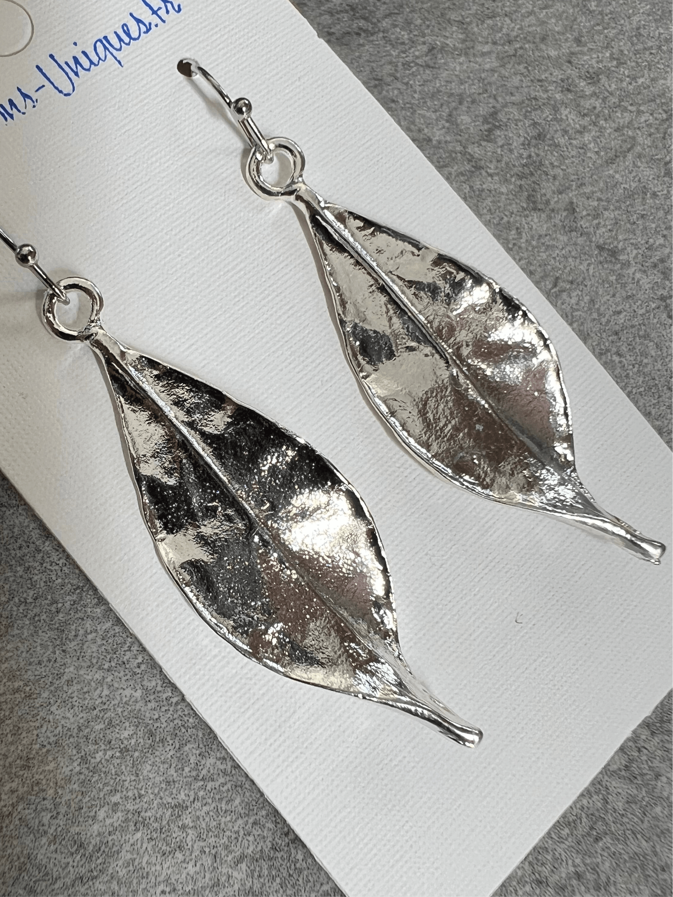 Boucles d’oreilles MALLAURY feuilles argentées - Créations Uniques - Créations Uniques
