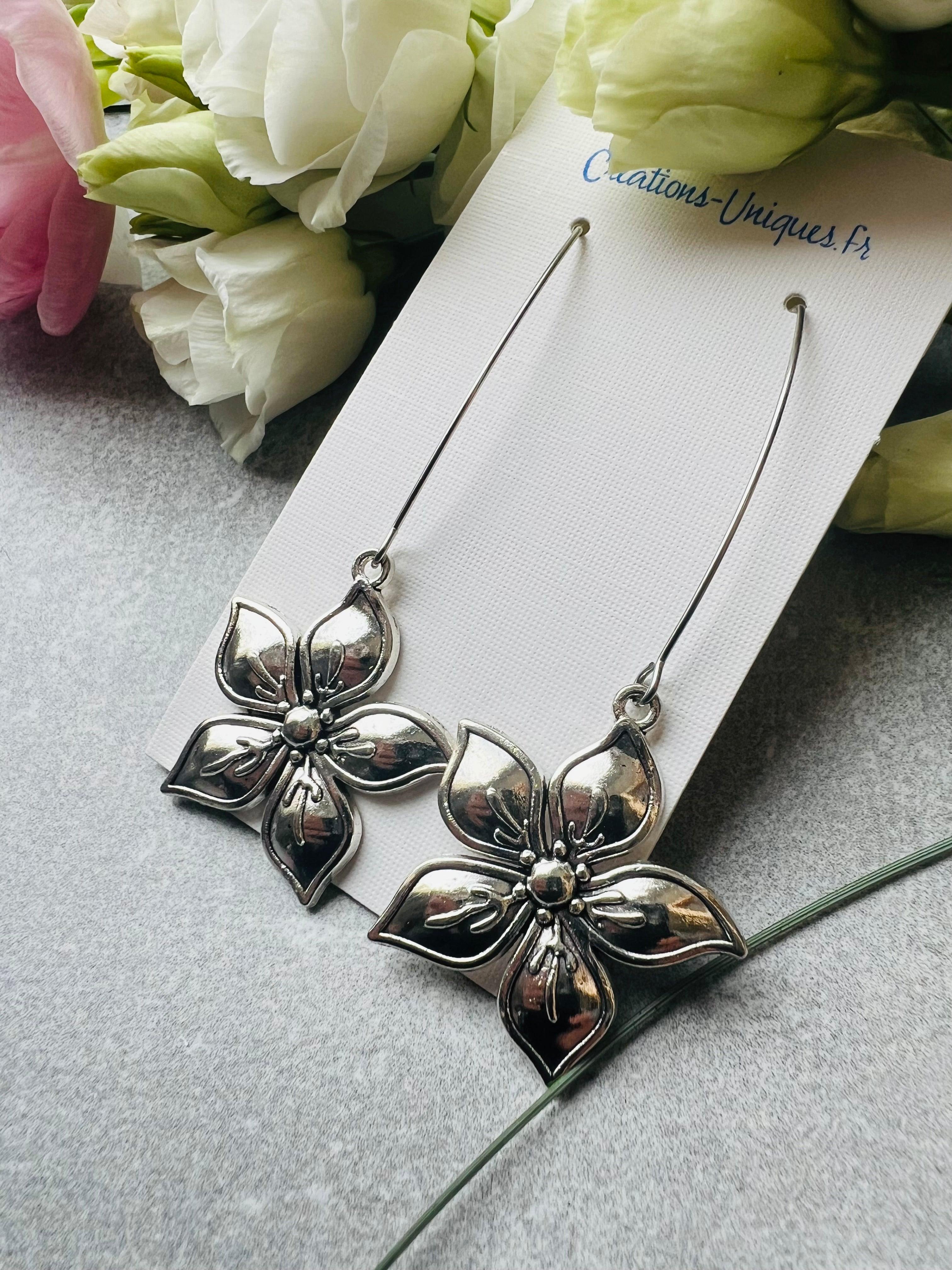 Boucles d’oreilles LINNA fleurs argentées - Créations Uniques - Créations Uniques