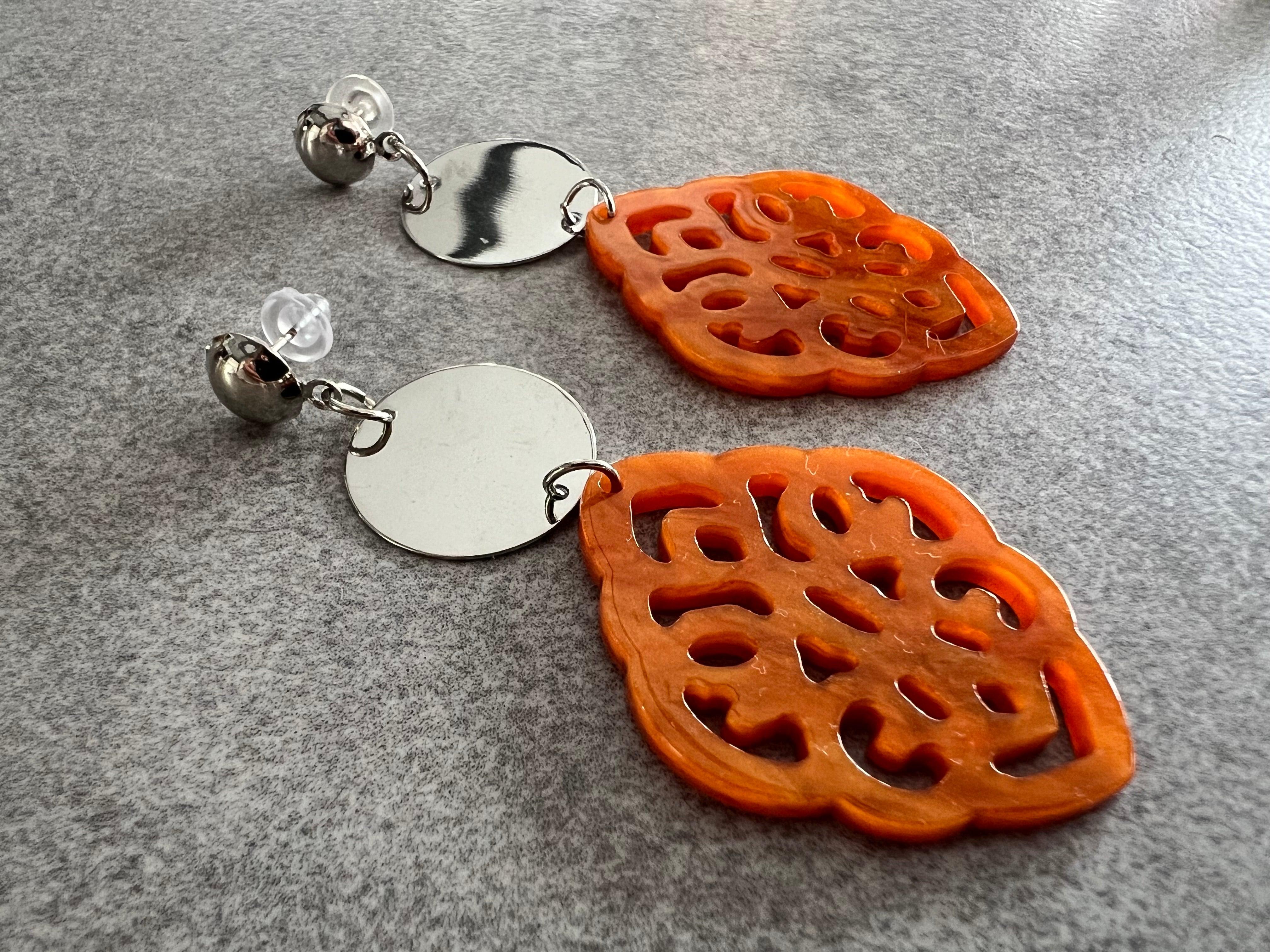 Boucles d’oreilles SOAZIG résine orange - Créations Uniques - Créations Uniques