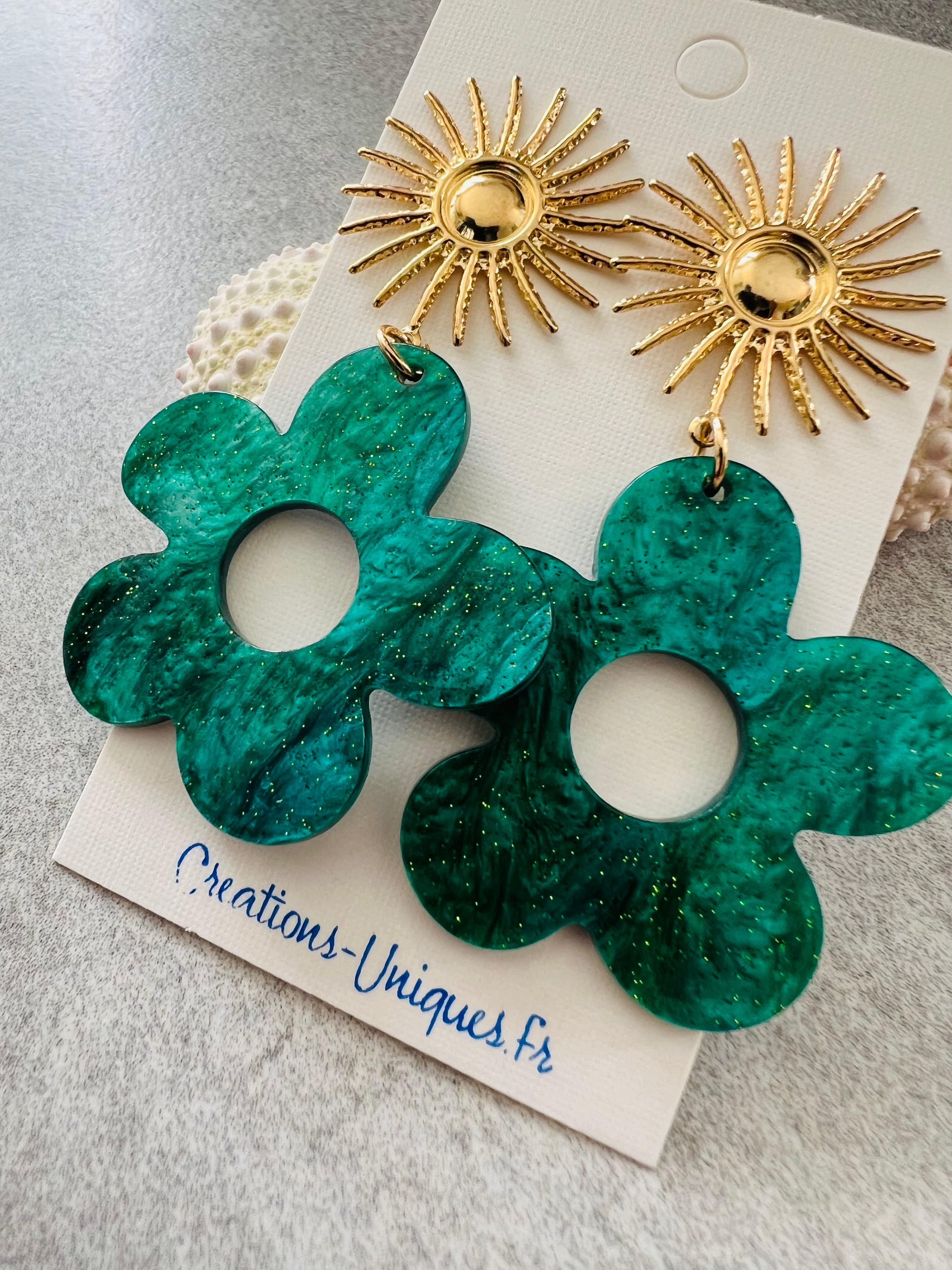 Boucles d’oreilles fleurs résine ROMY - Créations Uniques