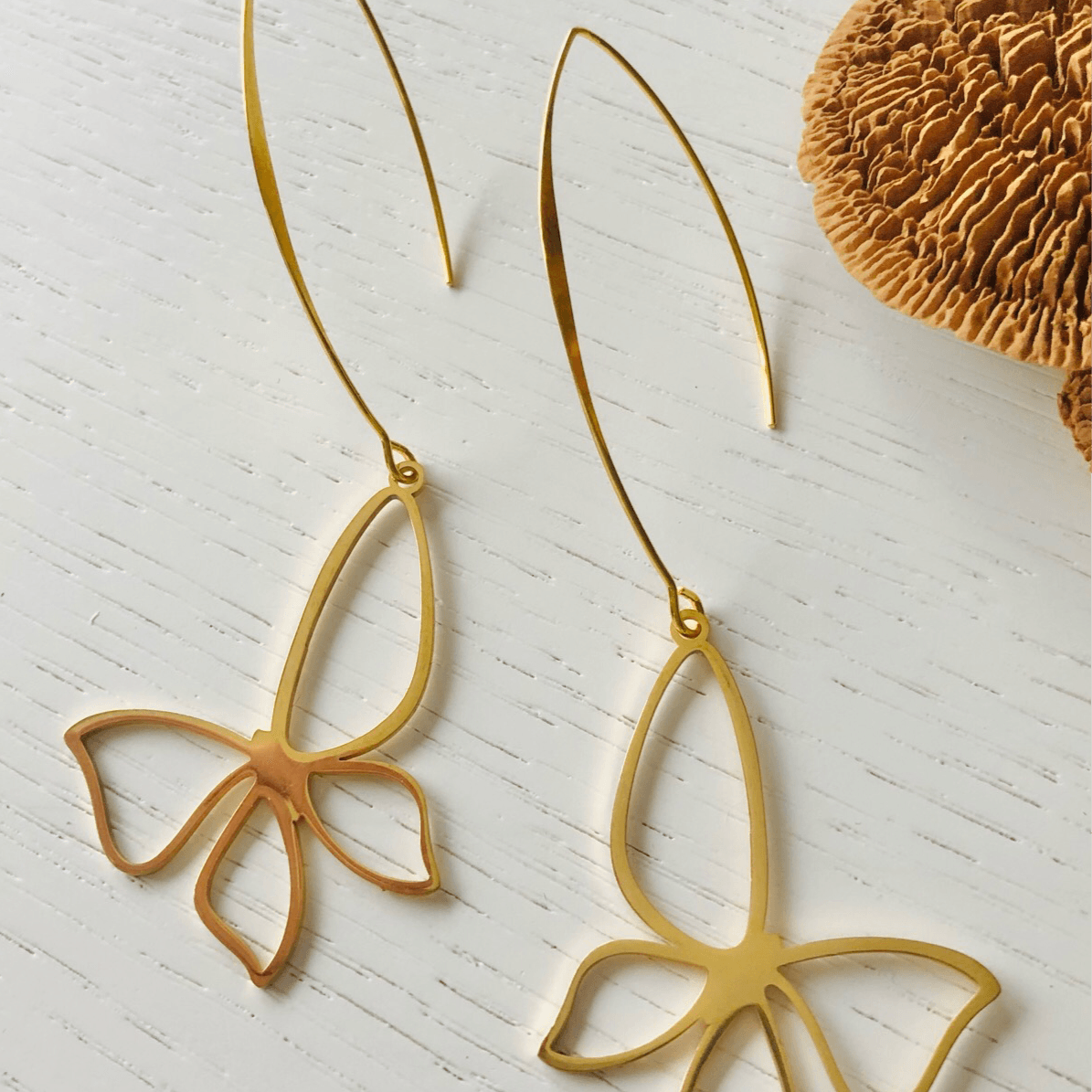 Boucles d’oreilles KATY papillons dorés - Créations Uniques - Créations Uniques