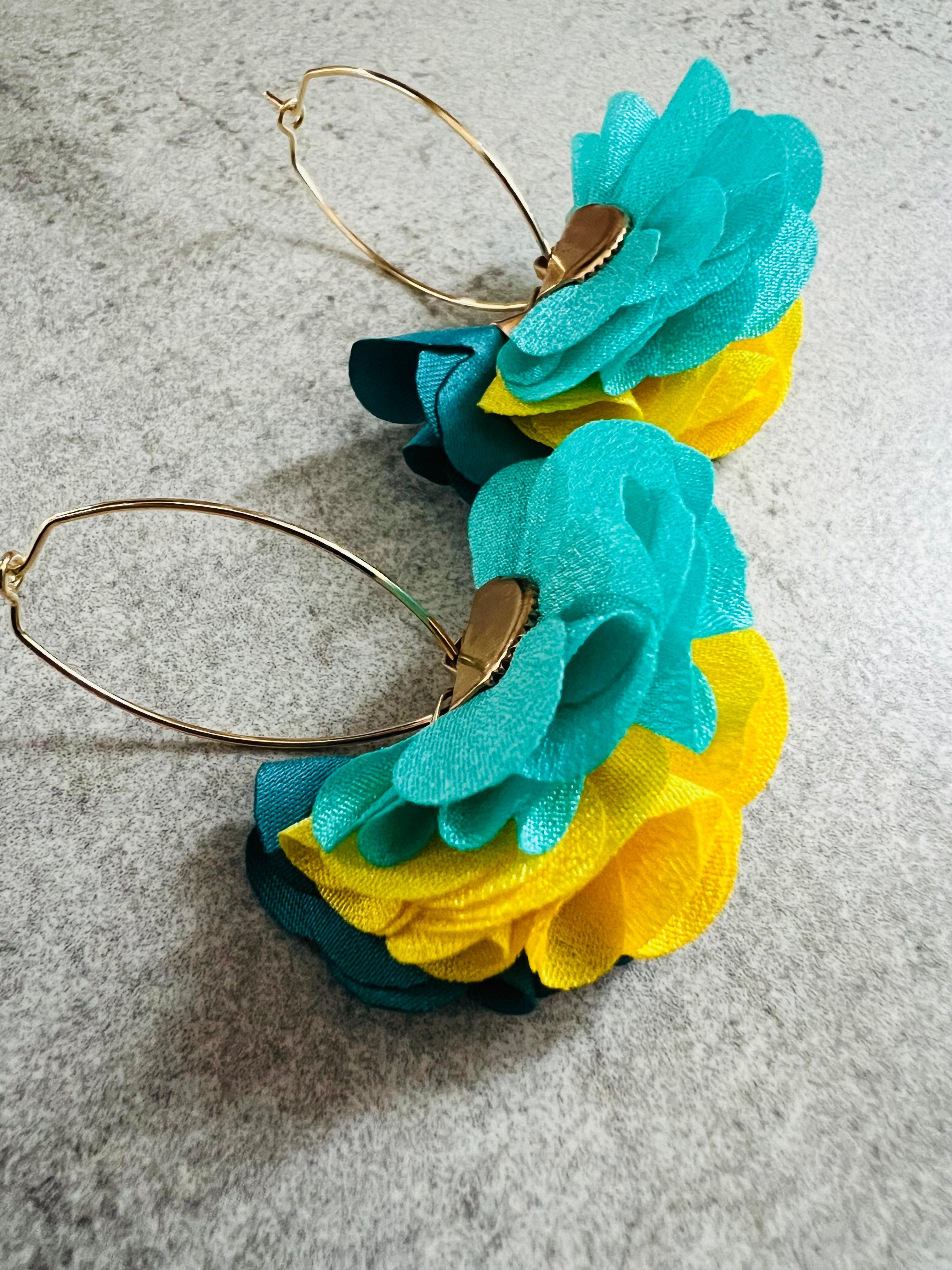 Boucles d’oreilles LEXIE pampilles tissu tricolore - Créations Uniques - Créations Uniques