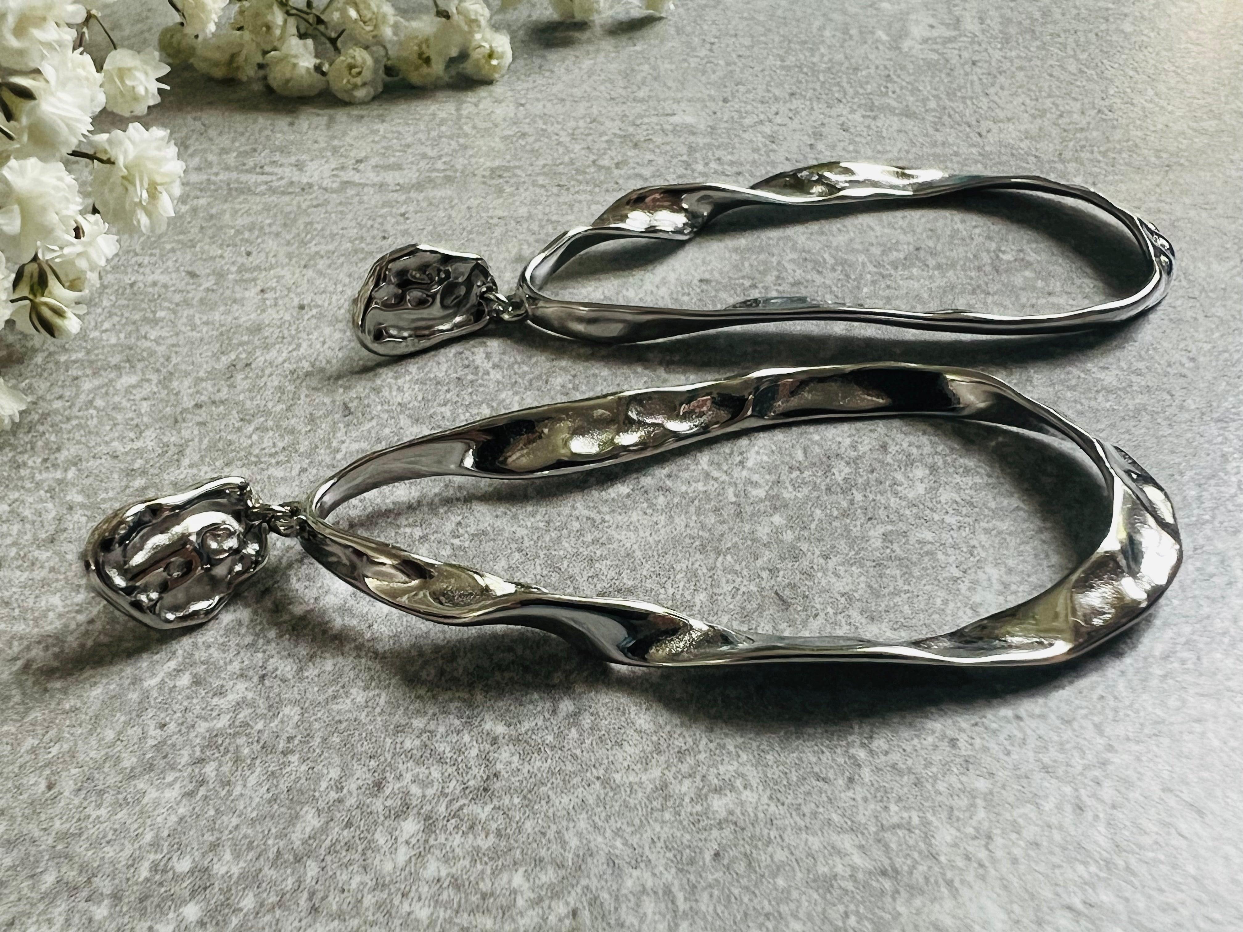 Boucles d’oreilles PASCALE gouttes argentées torsadées - Créations Uniques