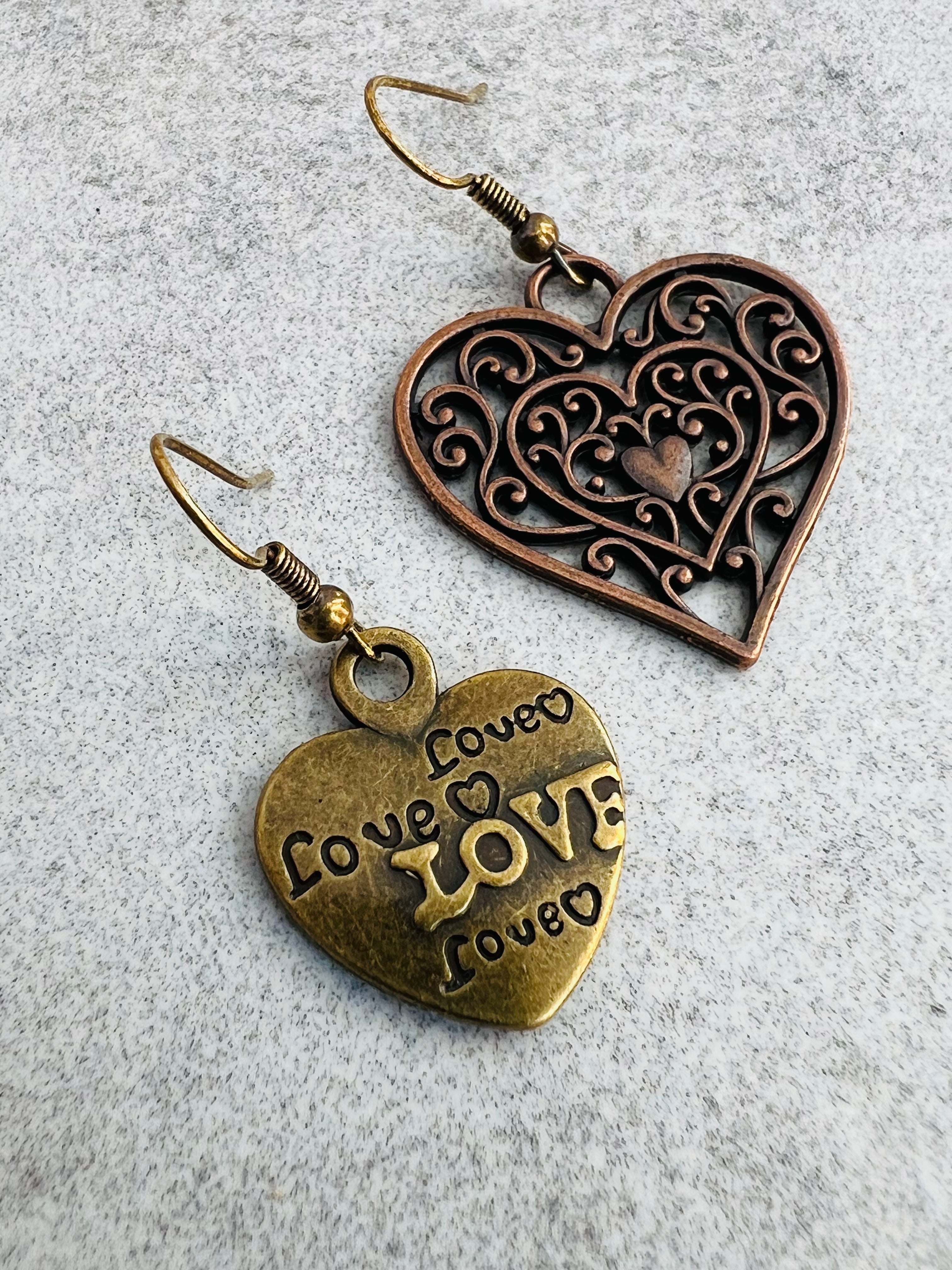 Boucles d’oreilles MYLENA cœurs asymétrique - Créations Uniques - Créations Uniques