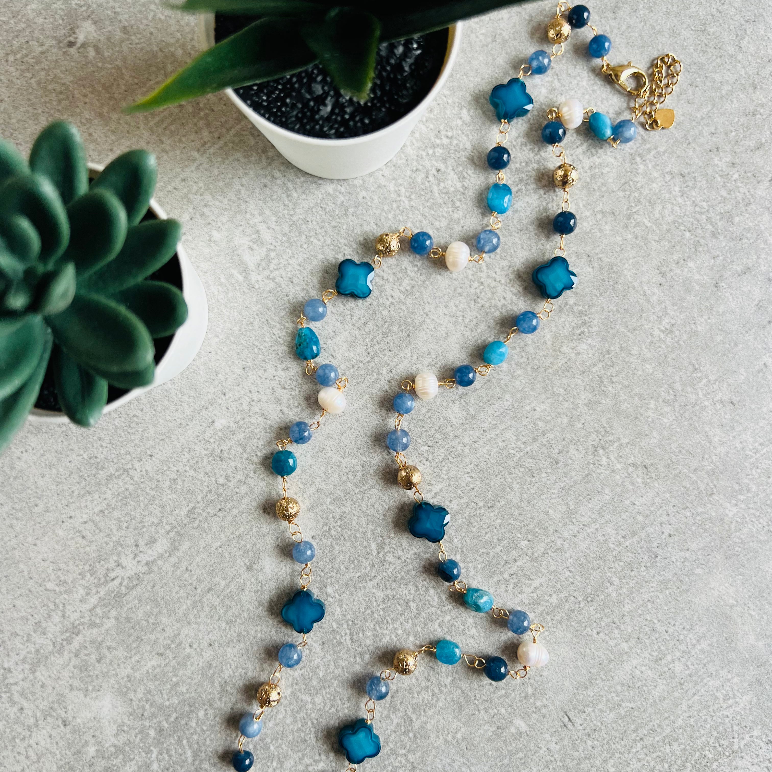 Collier de perles VERA nuances de bleu - Créations Uniques