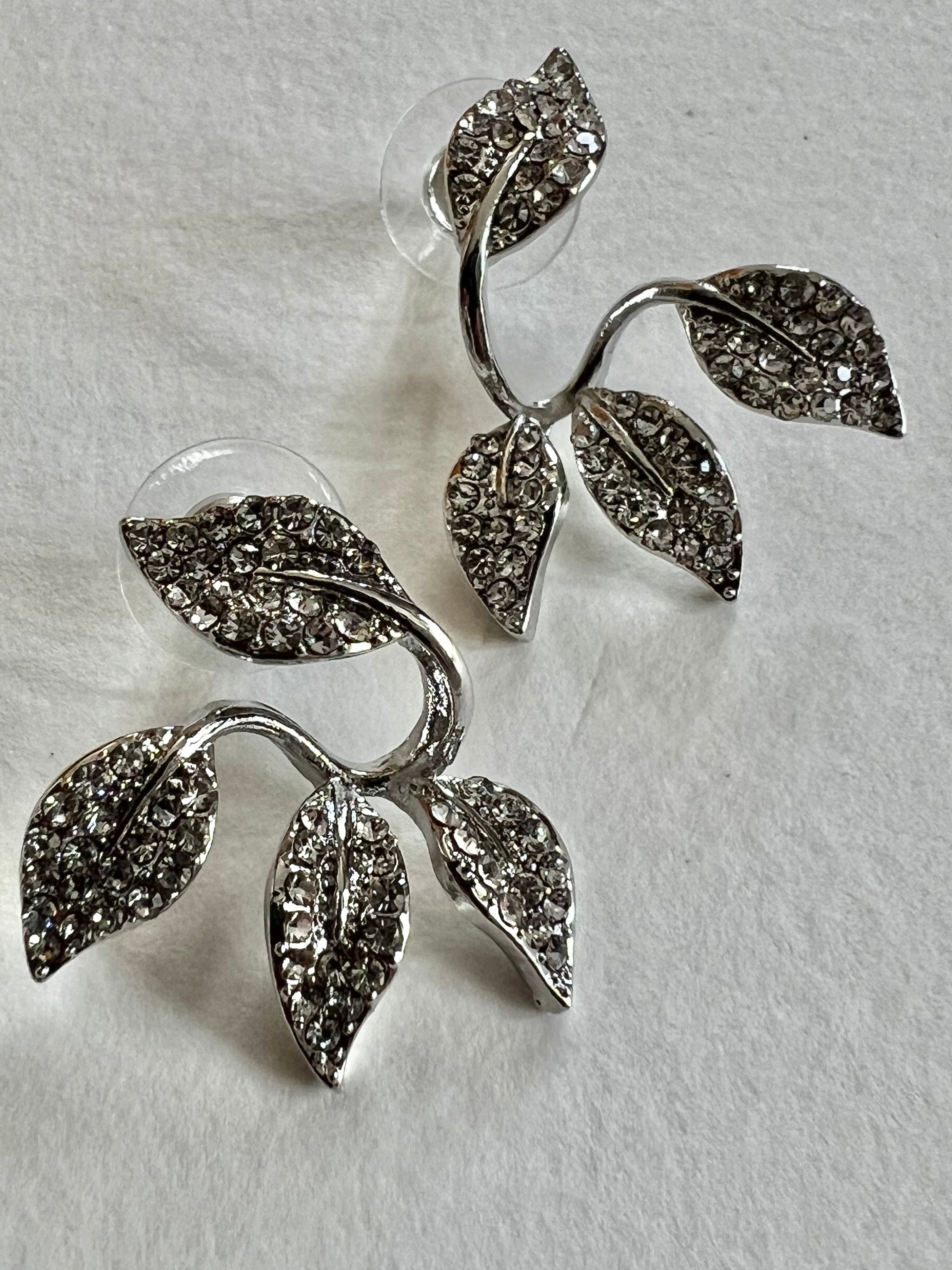 Boucles d’oreilles MACY feuilles strass - Créations Uniques