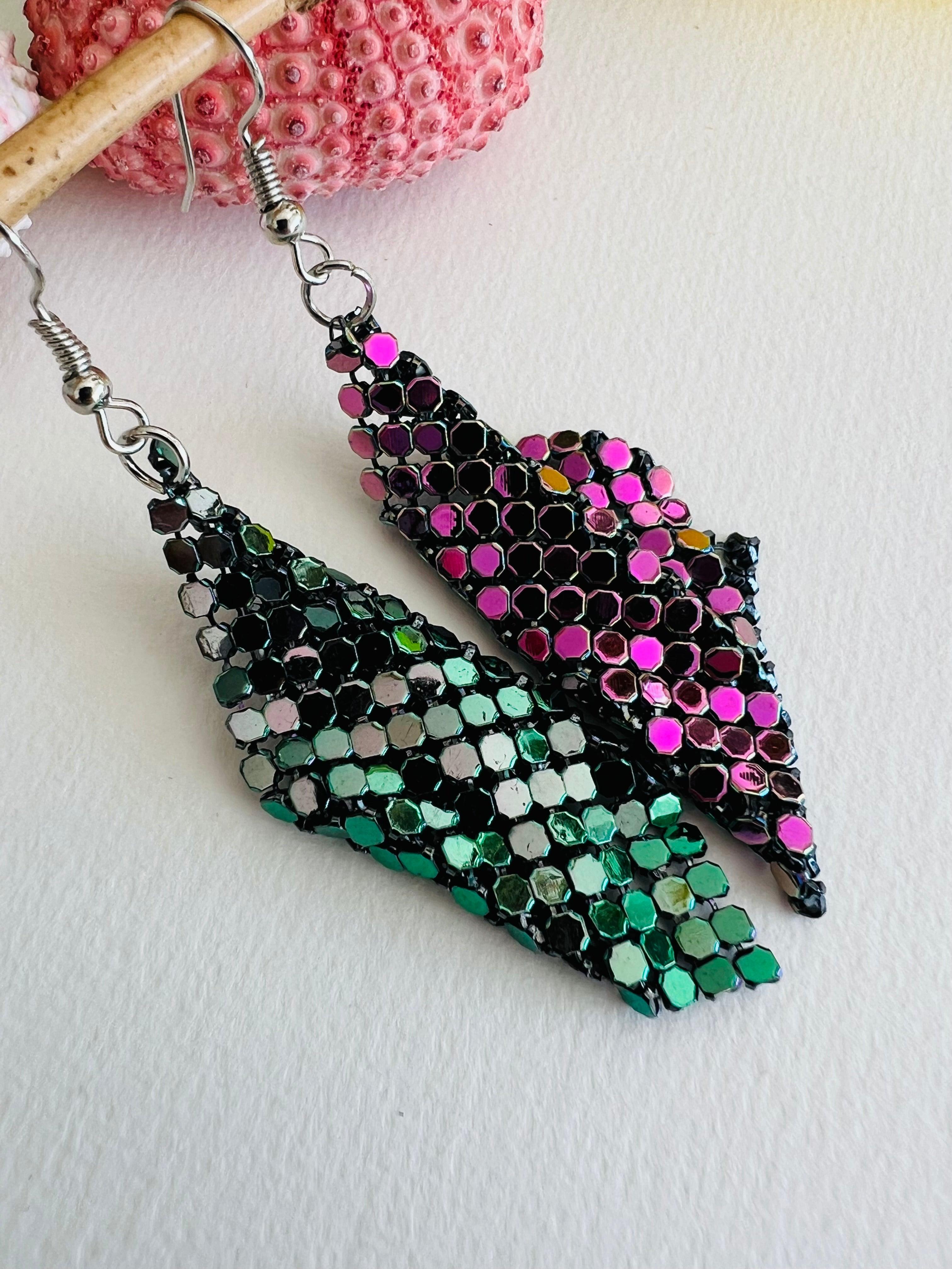 Boucles d’oreilles ALYSSA sequins disco vert et violet - Créations Uniques