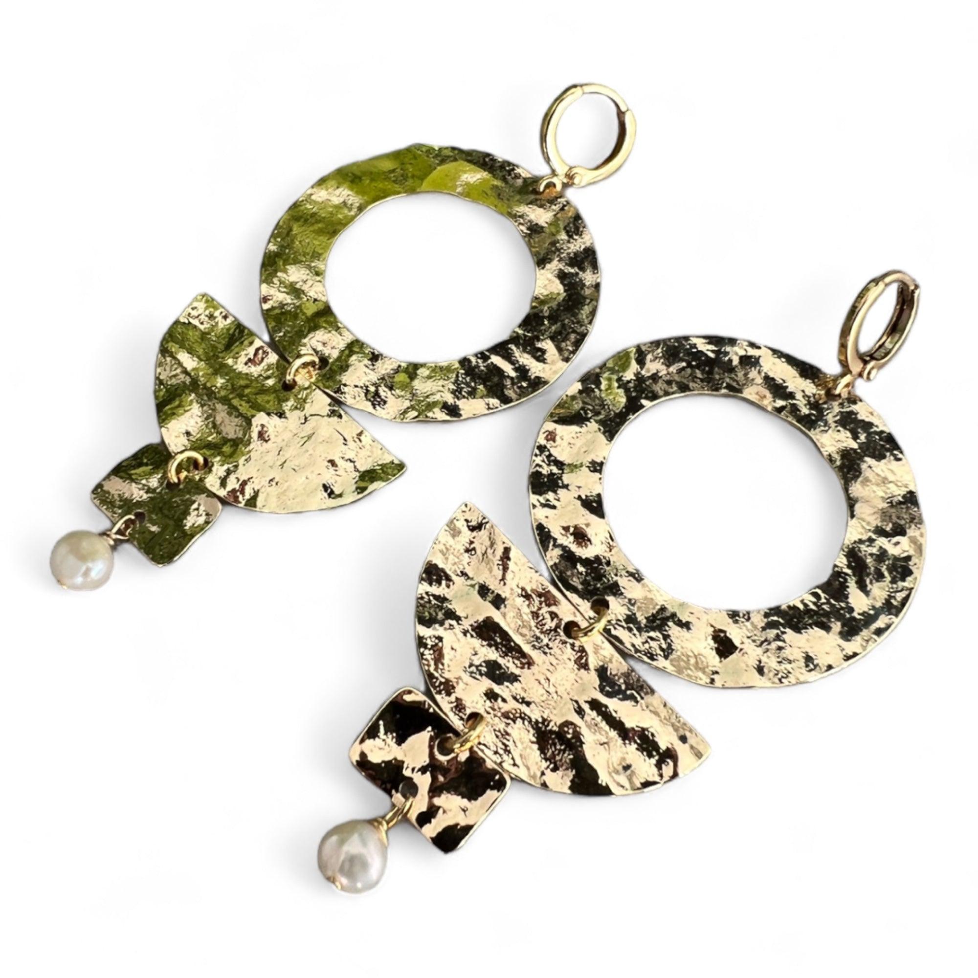 Boucles d’oreilles LINDA chic et glamour Laiton doré plaqué or 16k - Créations Uniques