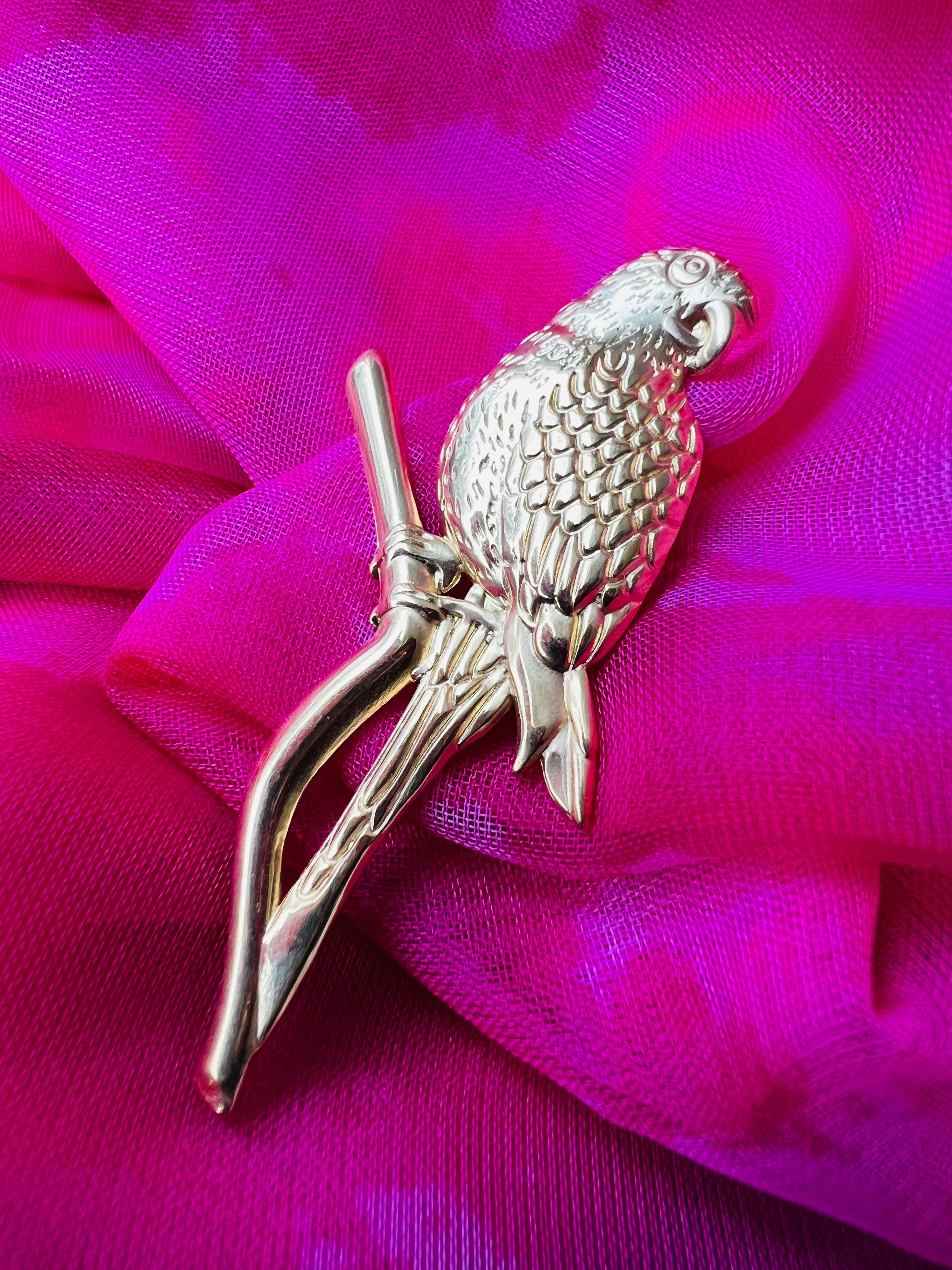 Broche dorée PERROQUET - Créations Uniques