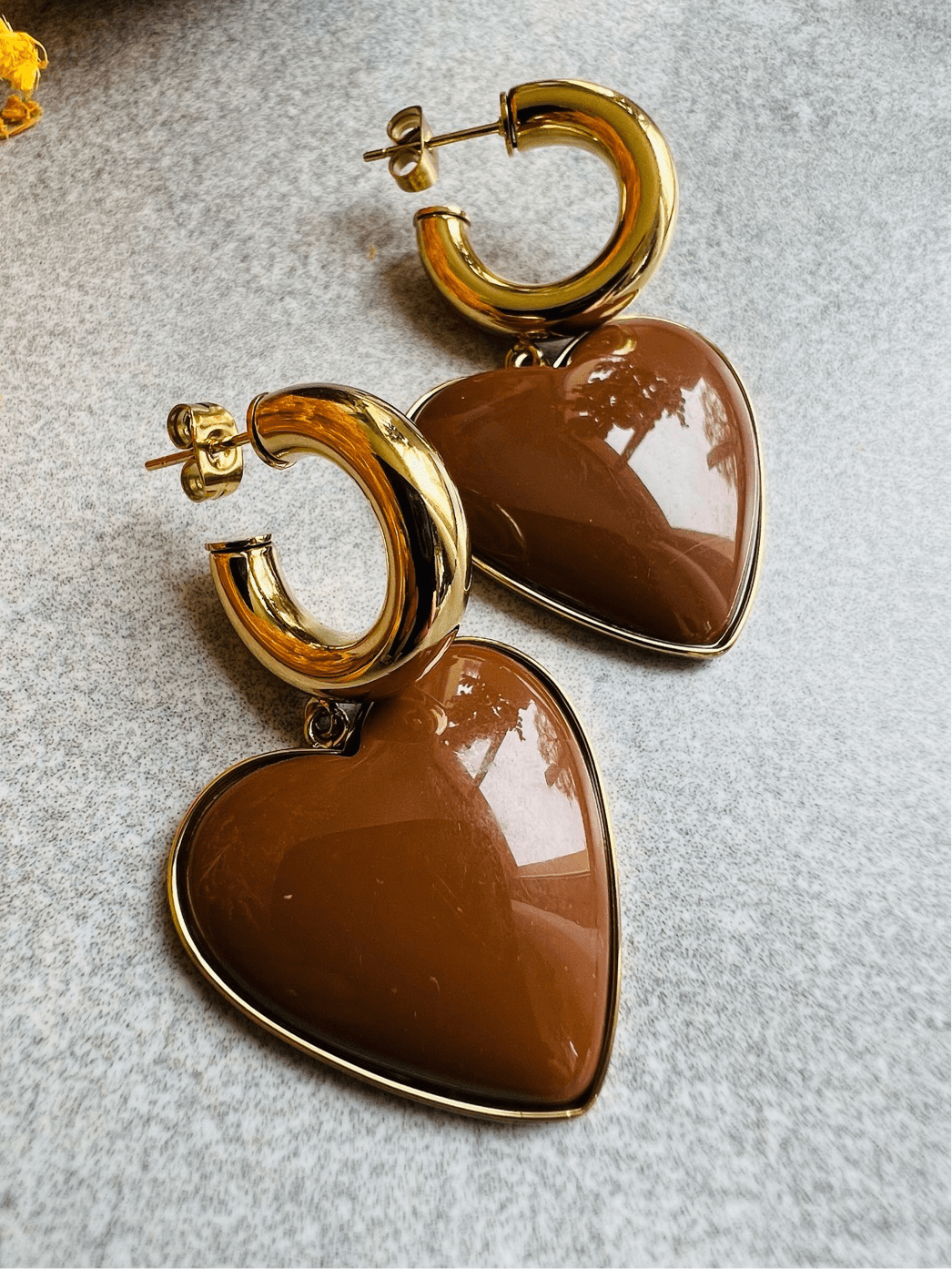 Boucles d’oreilles ADDISON Cœurs marrons - Créations Uniques