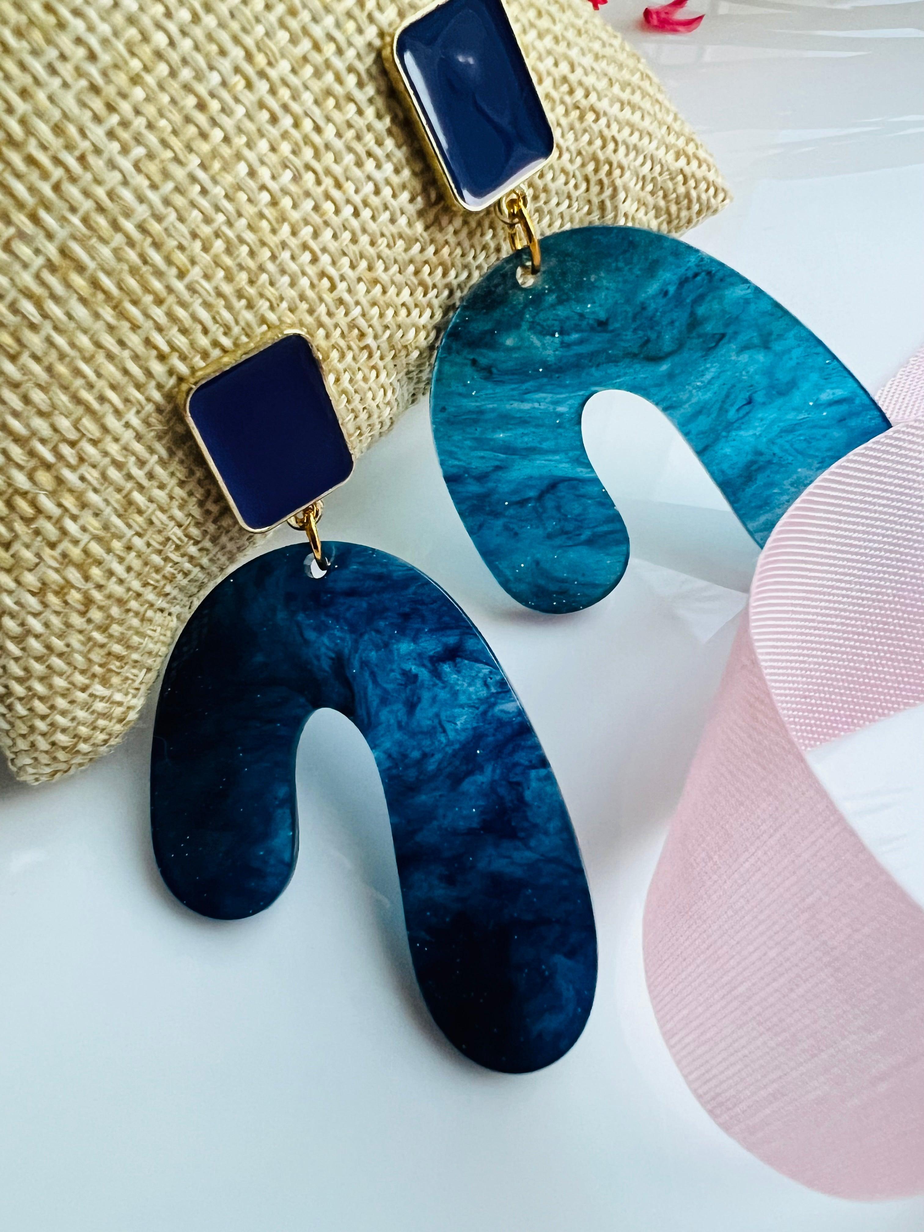 Boucles d’oreilles MURPHY résine galaxy - Créations Uniques - Créations Uniques