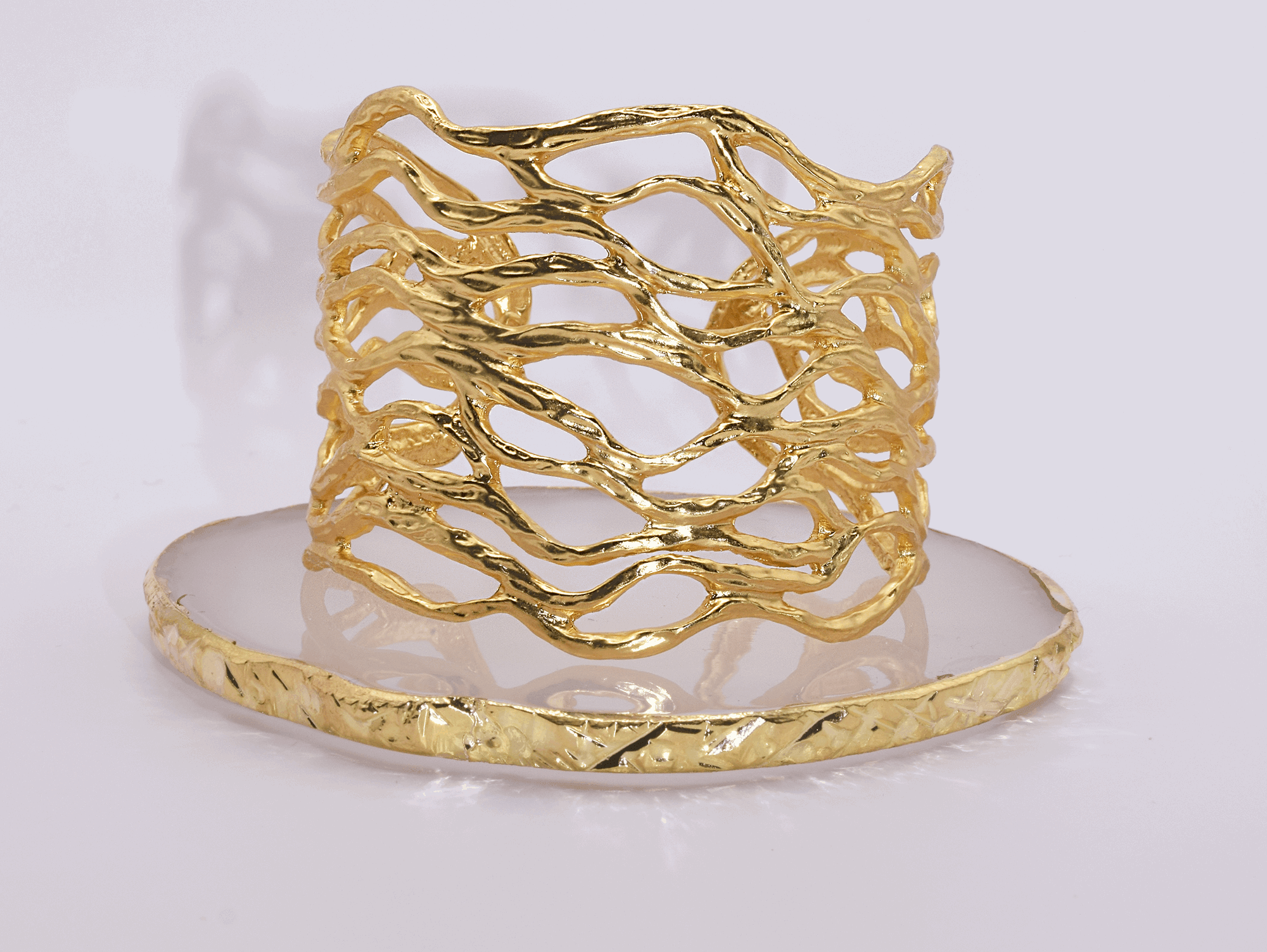 B56005 Bracelet Manchette ajourée - Karine Sultan - Créations Uniques