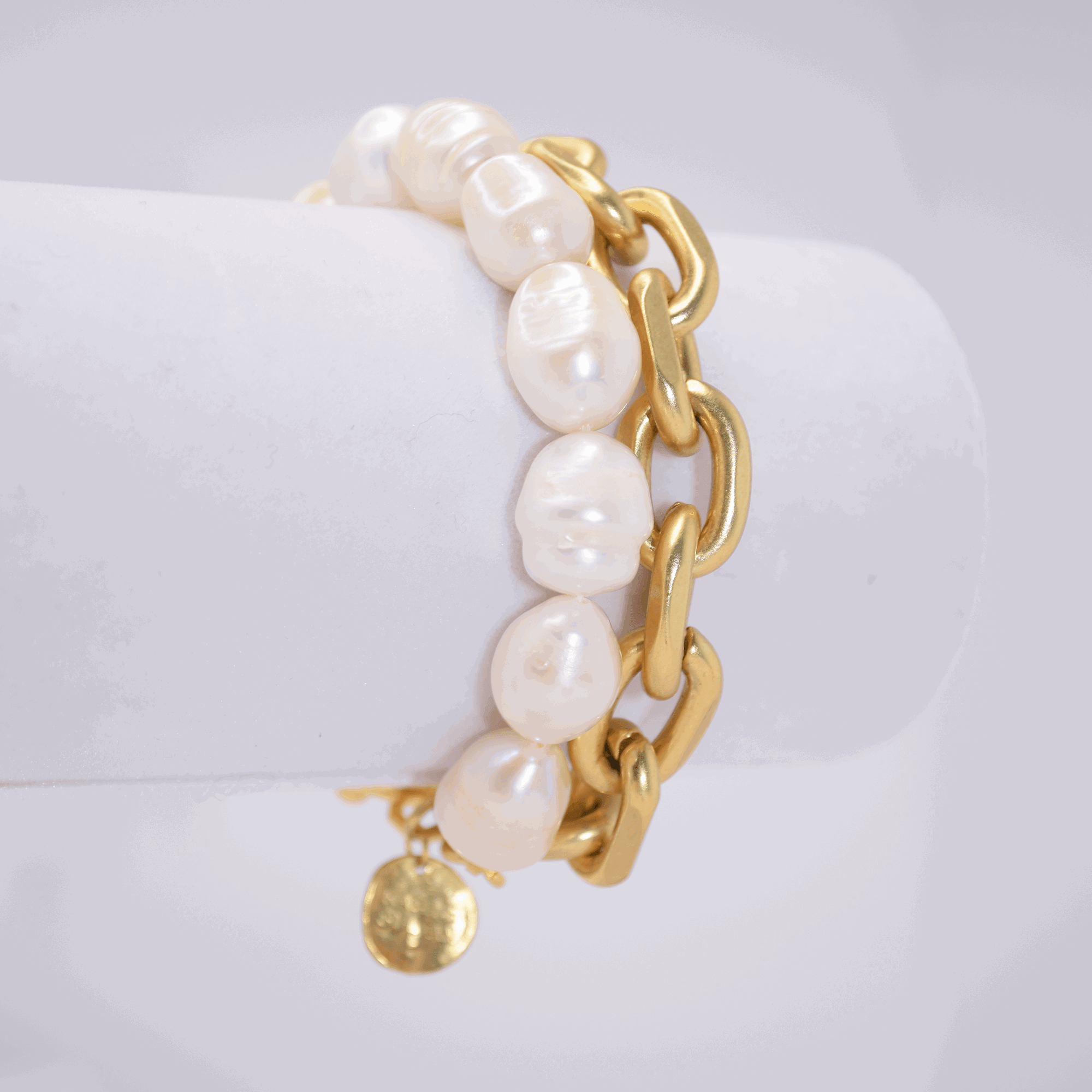 B75502 Bracelet superposé perles et chaîne forçat - Karine Sultan - Créations Uniques