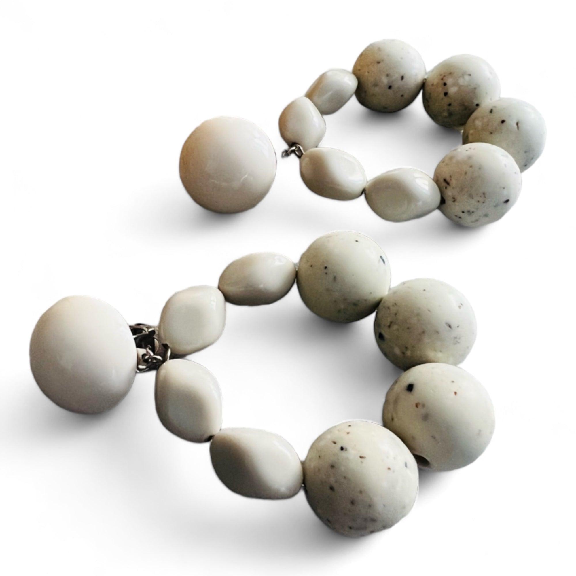 Clips GAÉTANE perles blanc cassé - création Francine Bramli - Créations Uniques