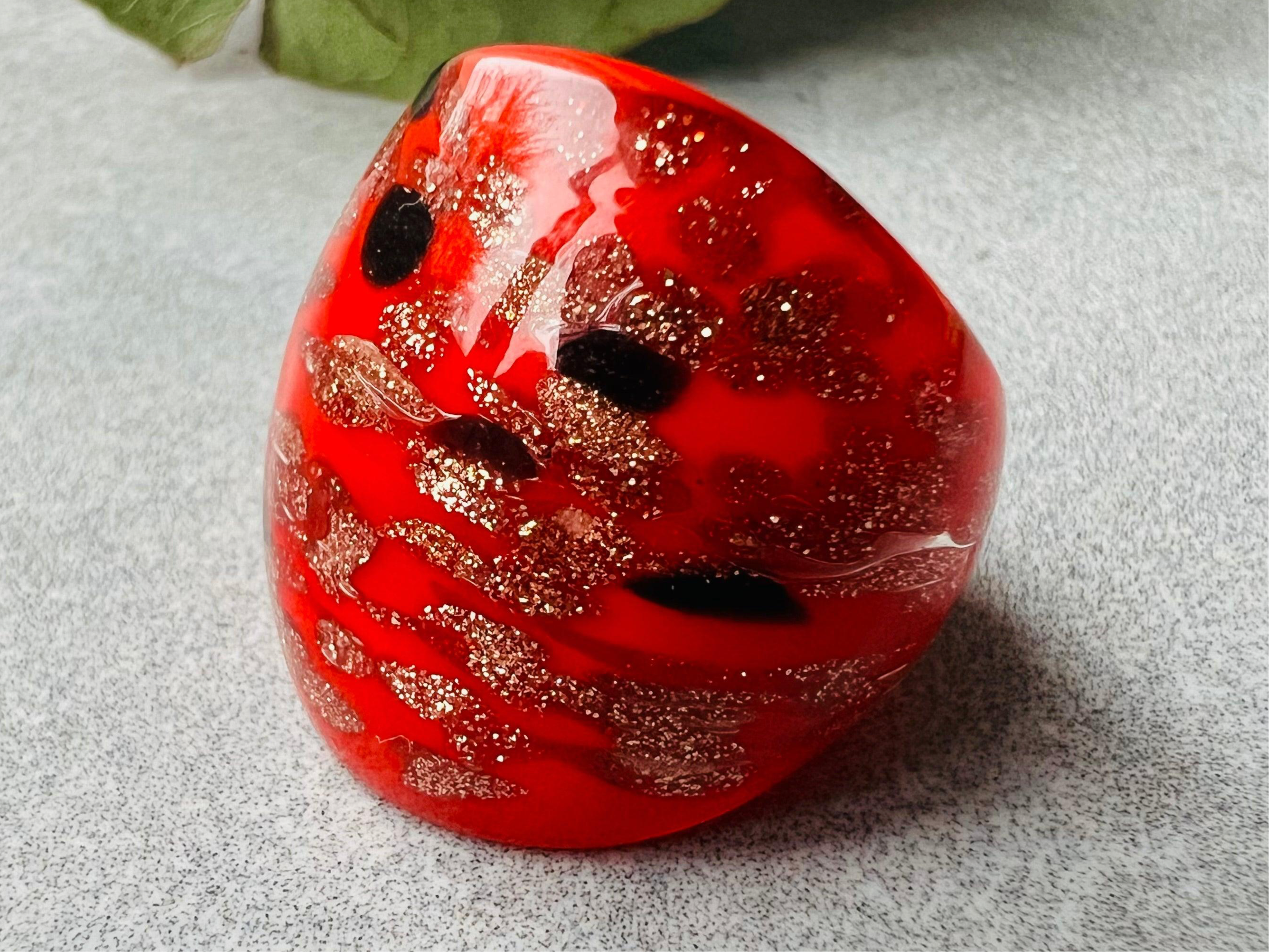 Bague en verre JESSICA rouge - Créations Uniques