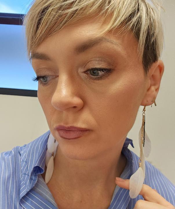 Boucles d’oreilles MARIBETH plumes blanches - Créations Uniques