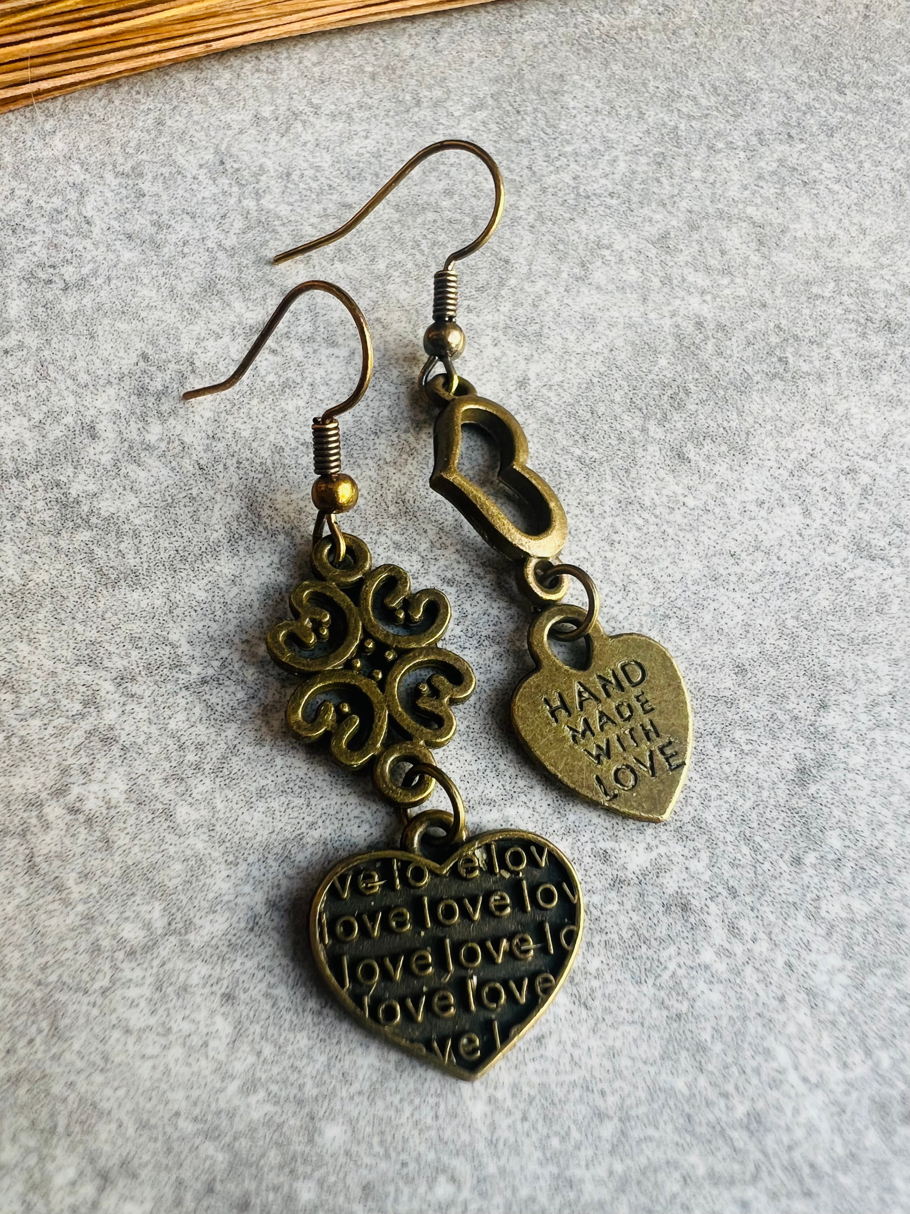 Boucles d’oreilles MYLENA cœurs asymétrique - Créations Uniques - Créations Uniques