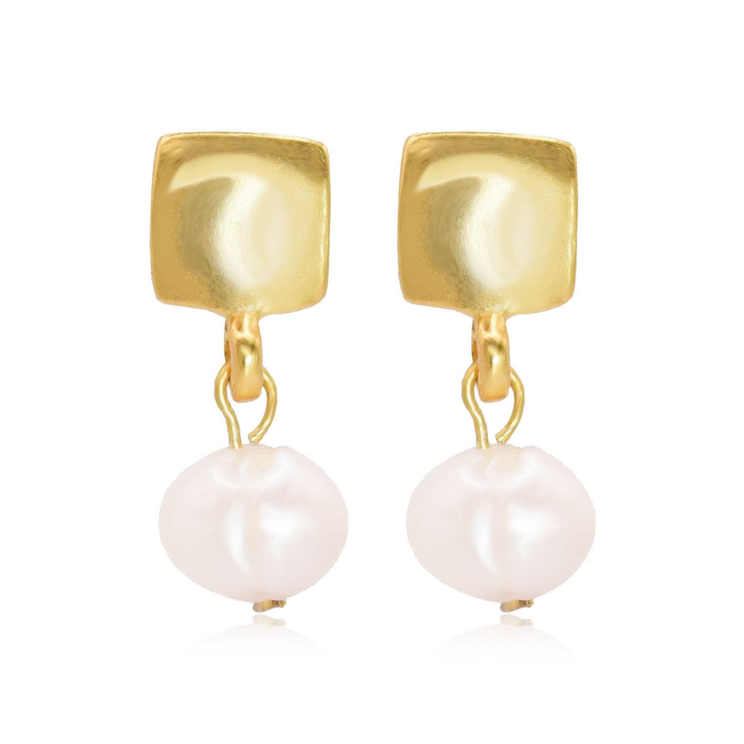 E70652 Boucles d'oreilles pendantes clous carrés & perles - Karine Sultan - Créations Uniques