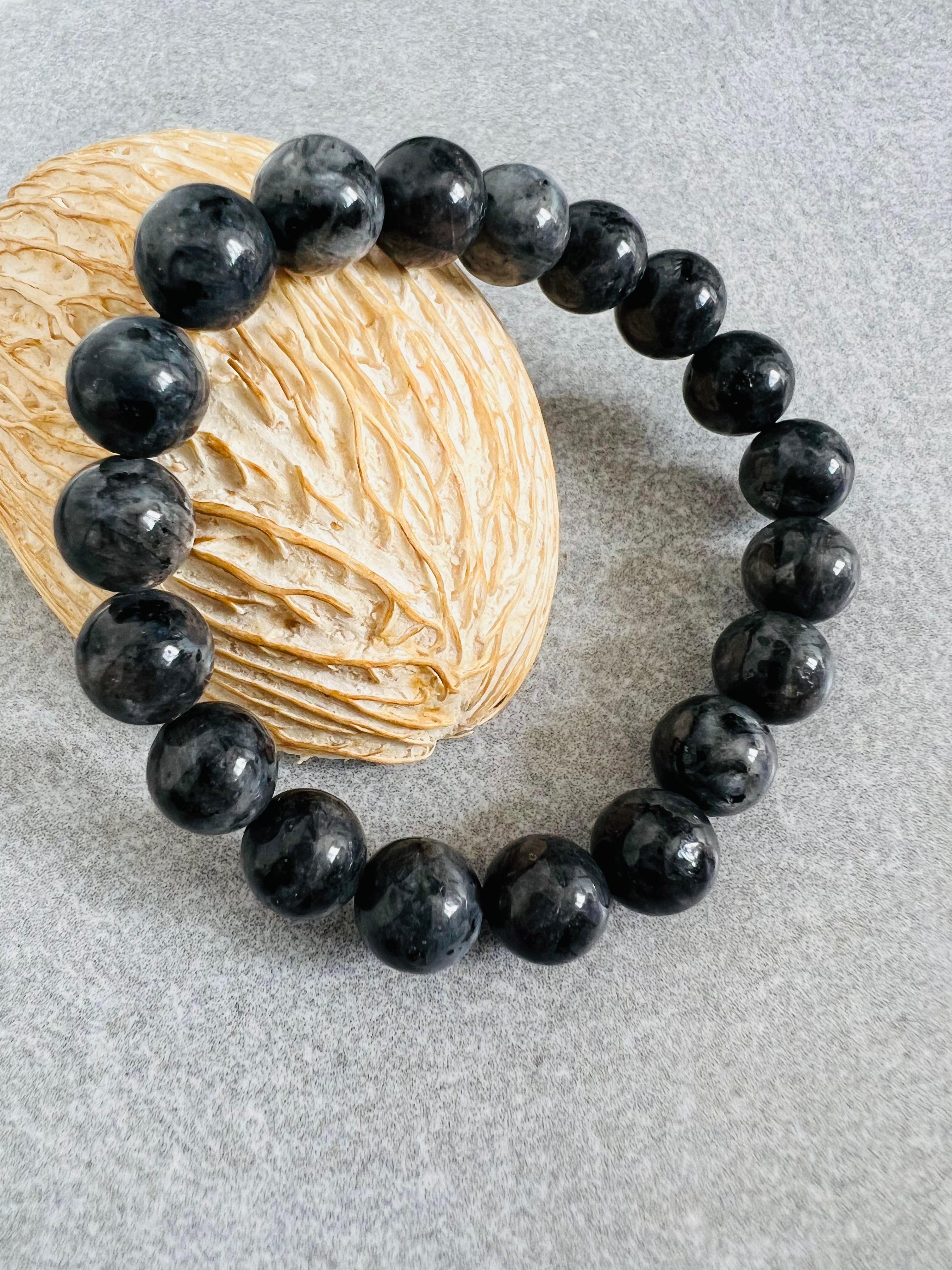 Bracelet perles GRIS FONCÉ - Créations Uniques