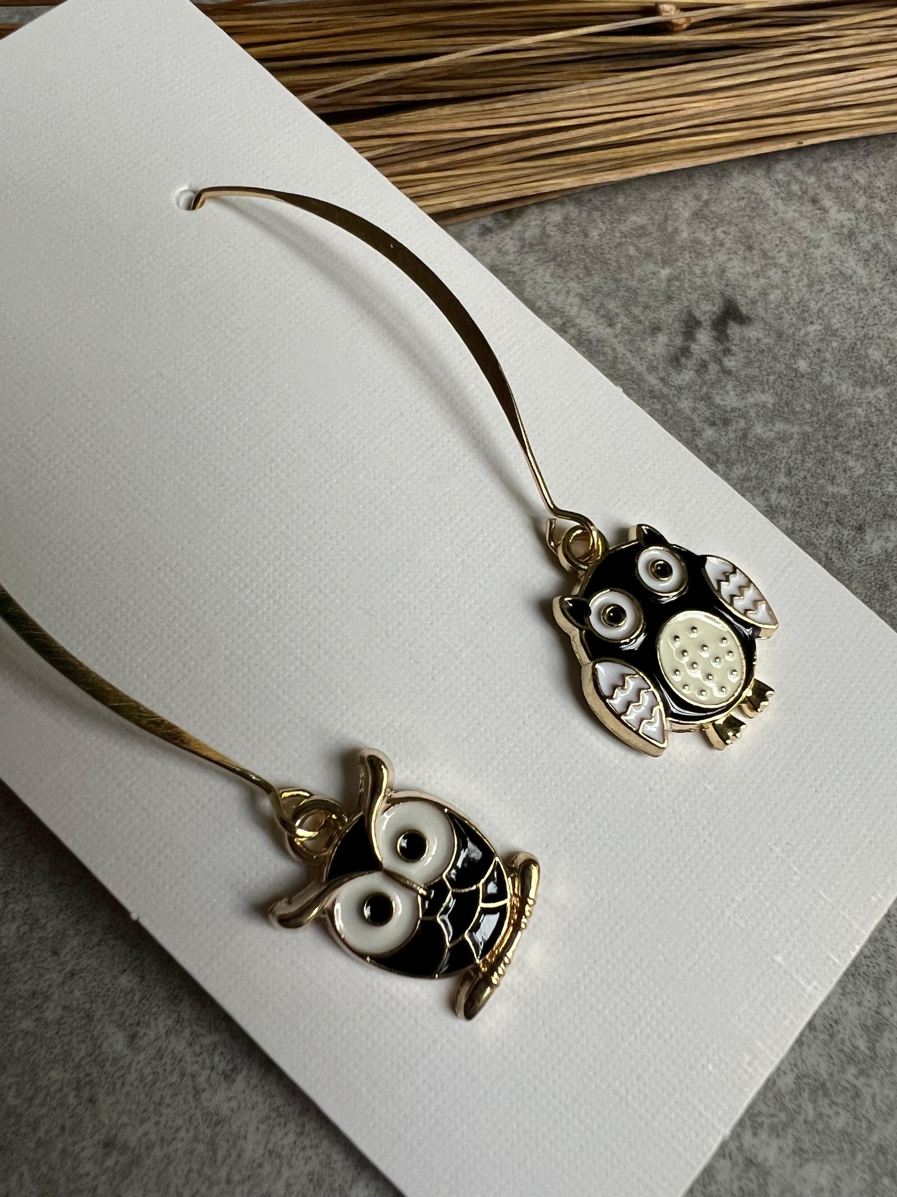 Boucles d’oreilles HALLOWEEN noires et asymétriques- Créations Uniques - Créations Uniques