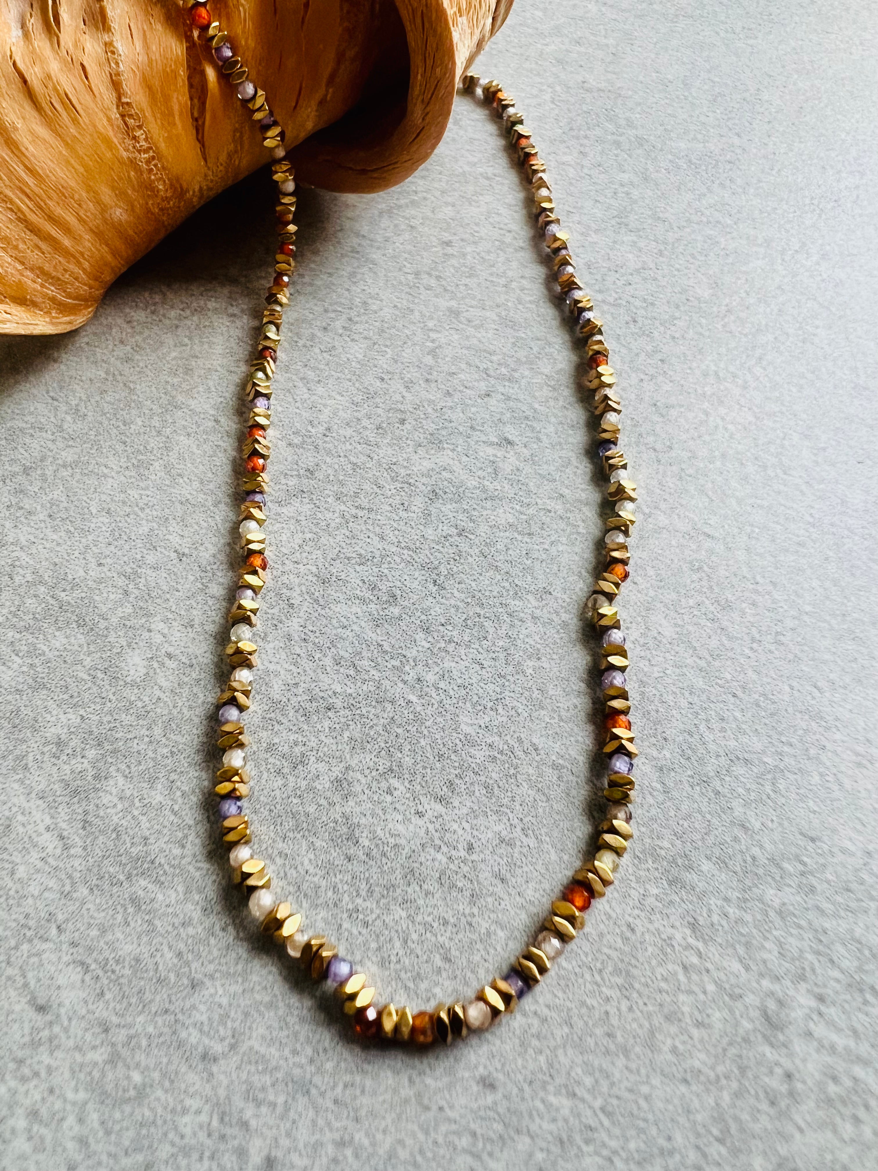 Collier GERMAINE perles ras de cou - Créations Uniques