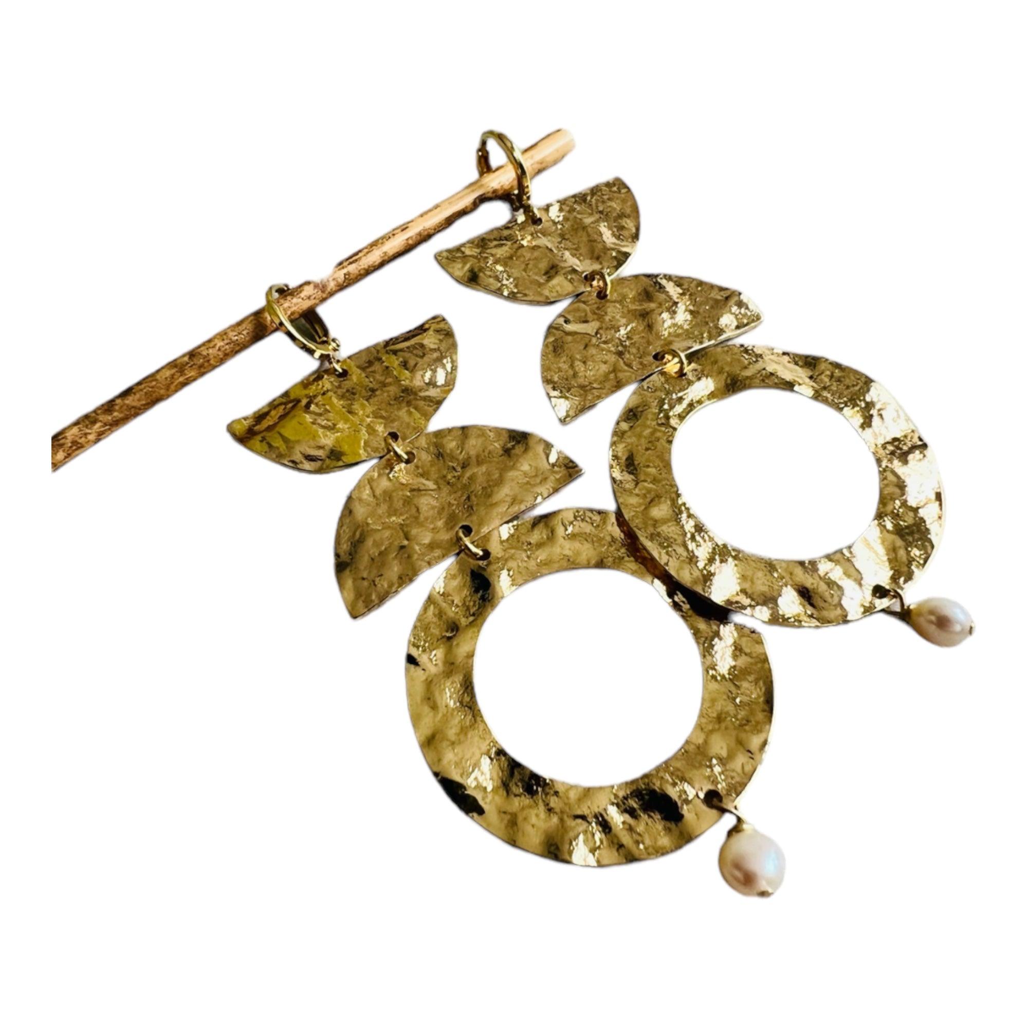 Boucles d’oreilles ODILE chic et glamour Laiton doré plaqué or 16k. - Créations Uniques