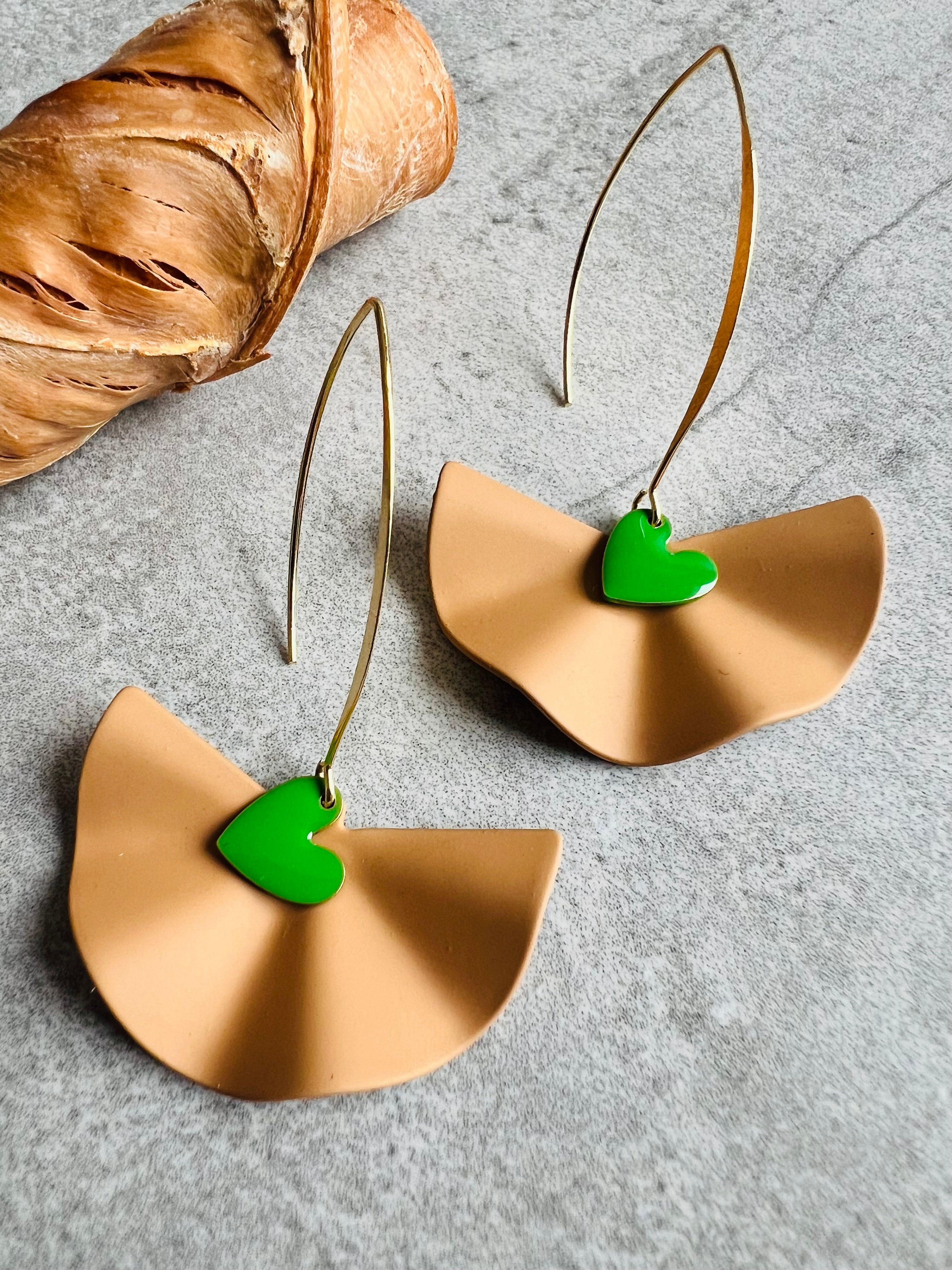 Boucles d’oreilles SELENE éventails beige - Créations Uniques - Créations Uniques