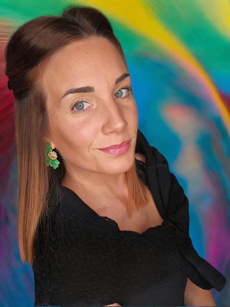 Boucles d’oreilles HILLARY fleurs pétales vertes - Créations Uniques